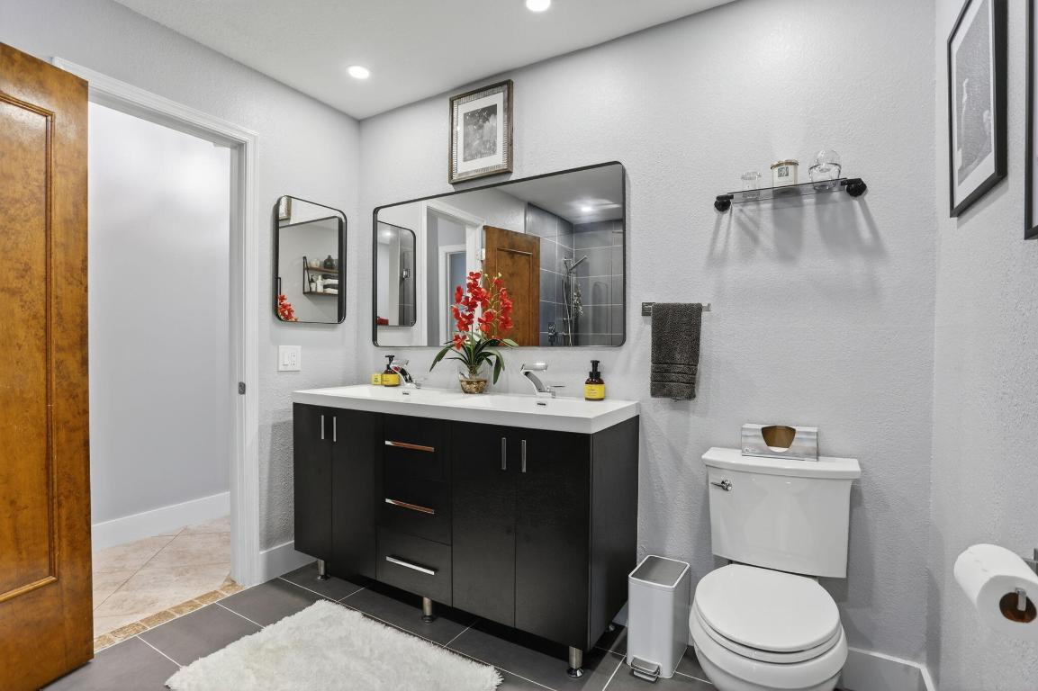 CYPRESS RUN - Residential