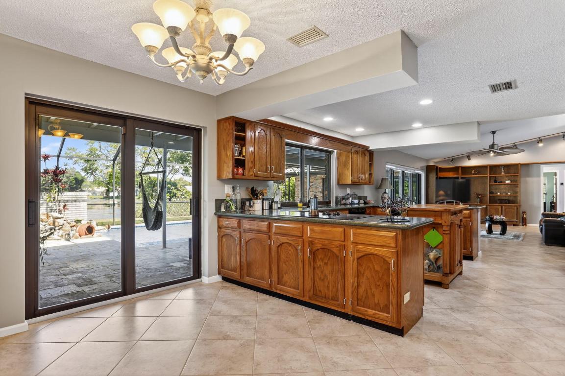 CYPRESS RUN - Residential