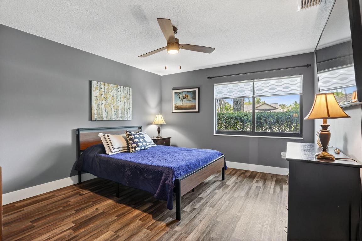 CYPRESS RUN - Residential