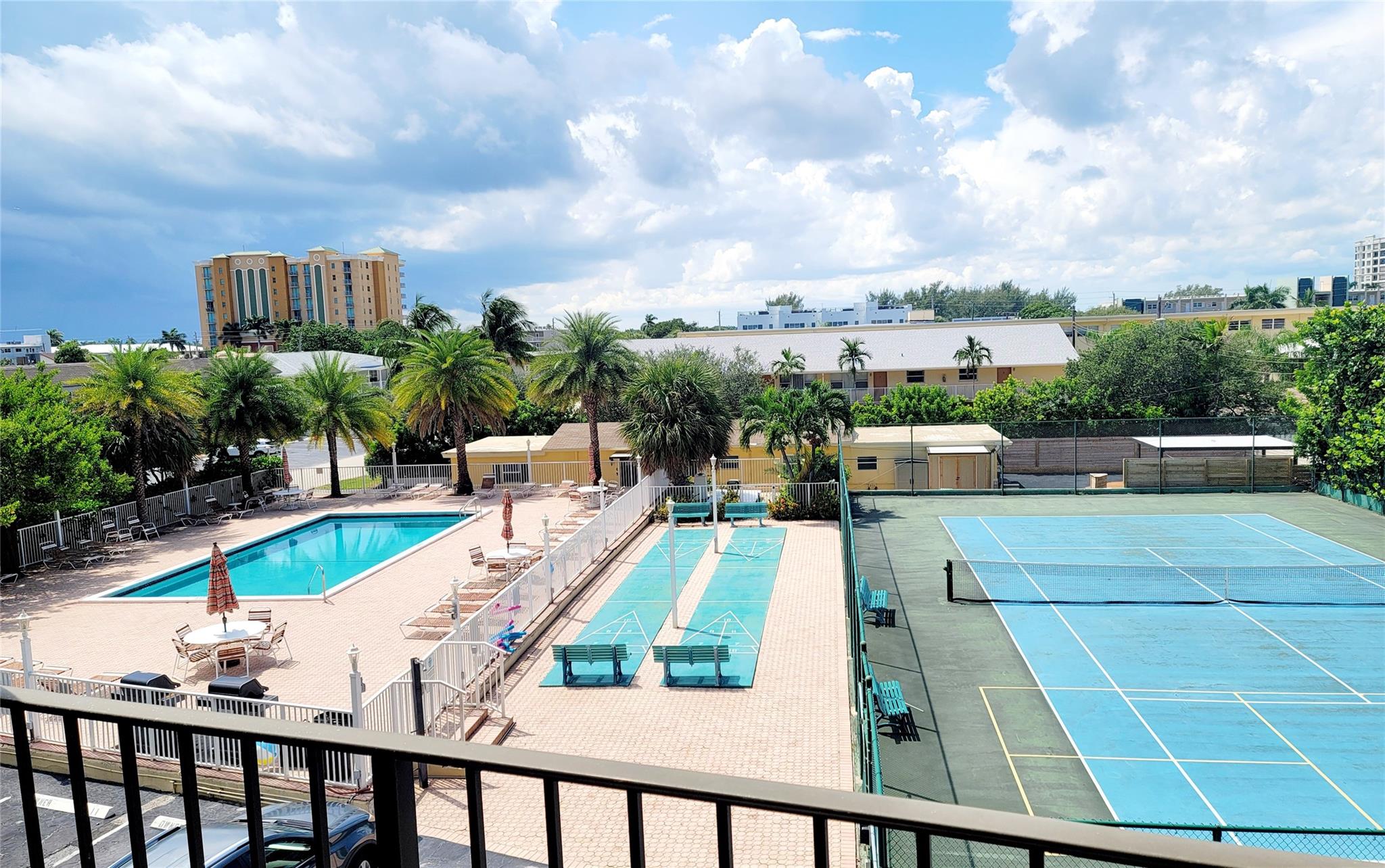1009 N Ocean Blvd 303