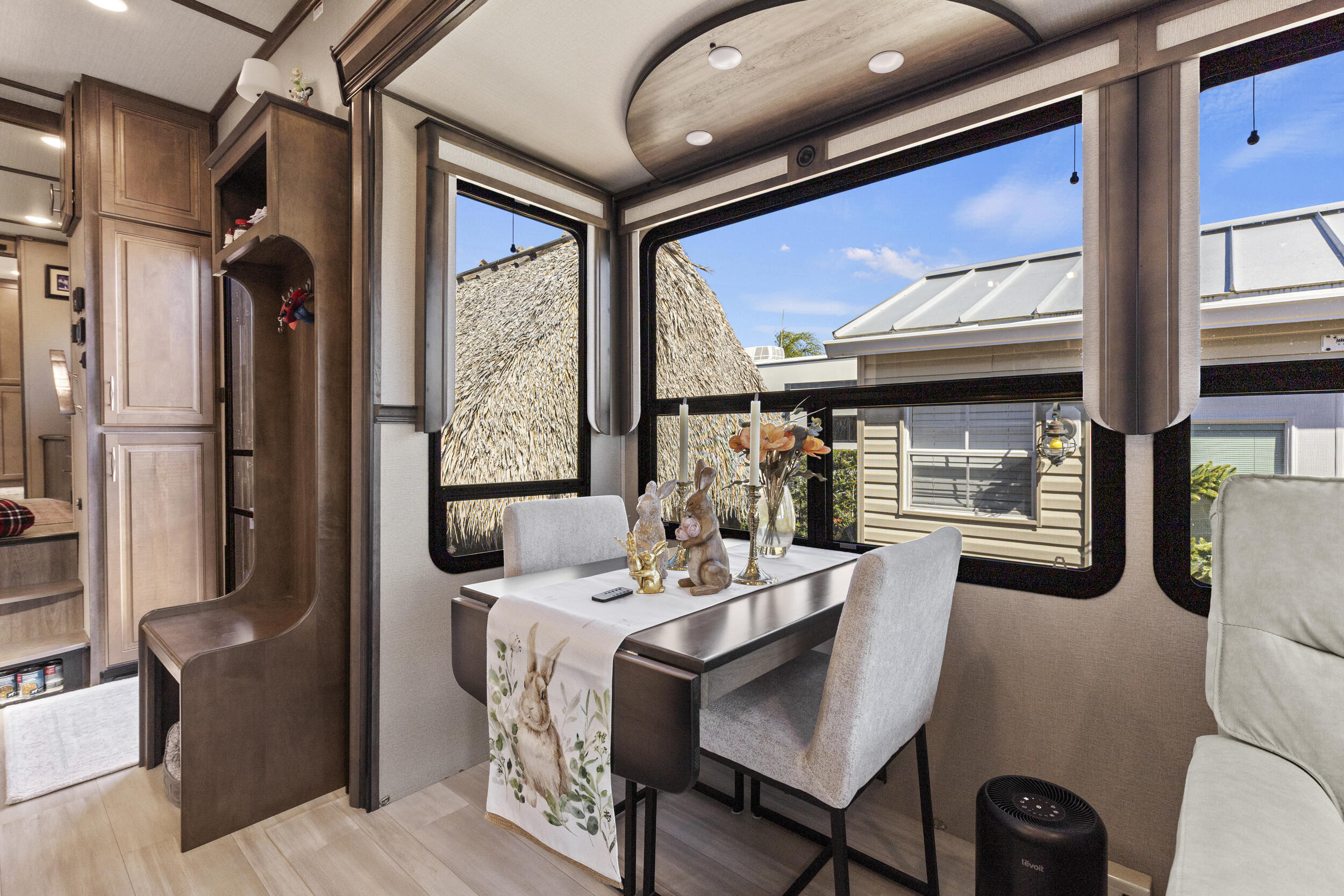 SILVER PALMS RV VILLAGE - Land