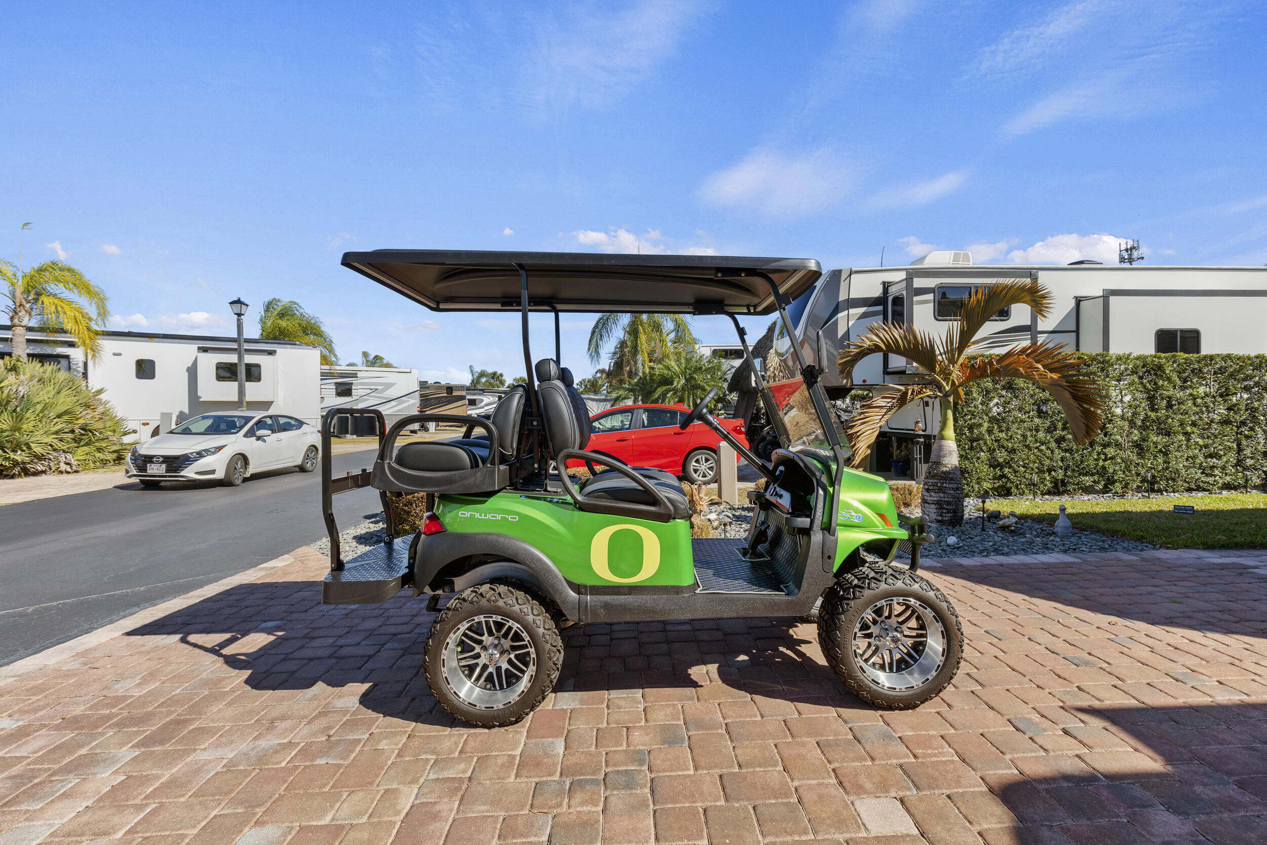 SILVER PALMS RV VILLAGE - Land