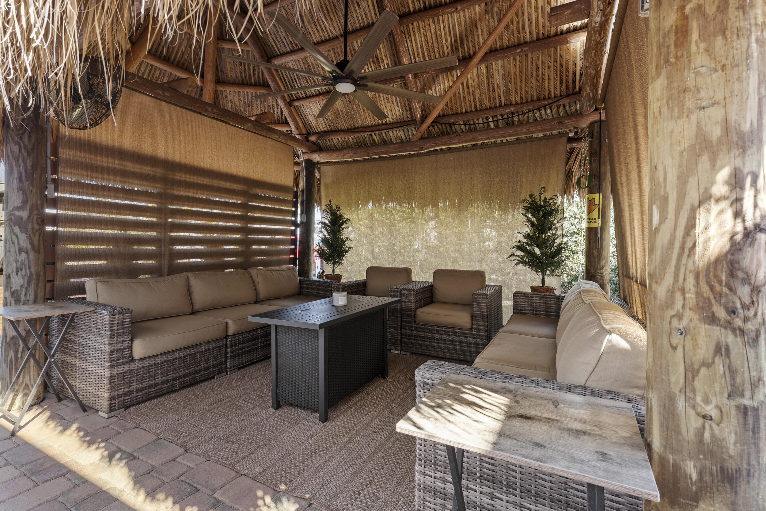 SILVER PALMS RV VILLAGE - Land