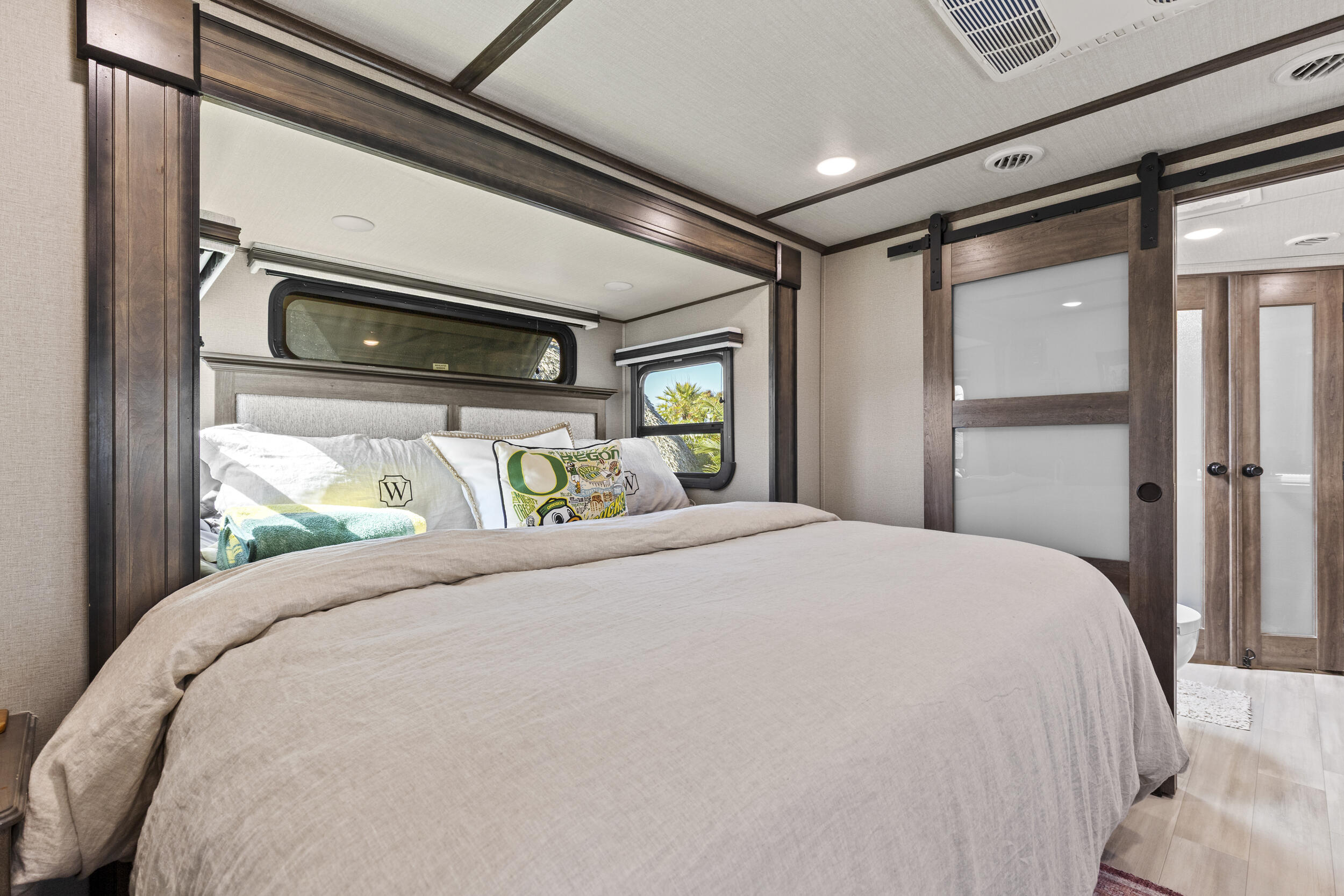 SILVER PALMS RV VILLAGE - Land