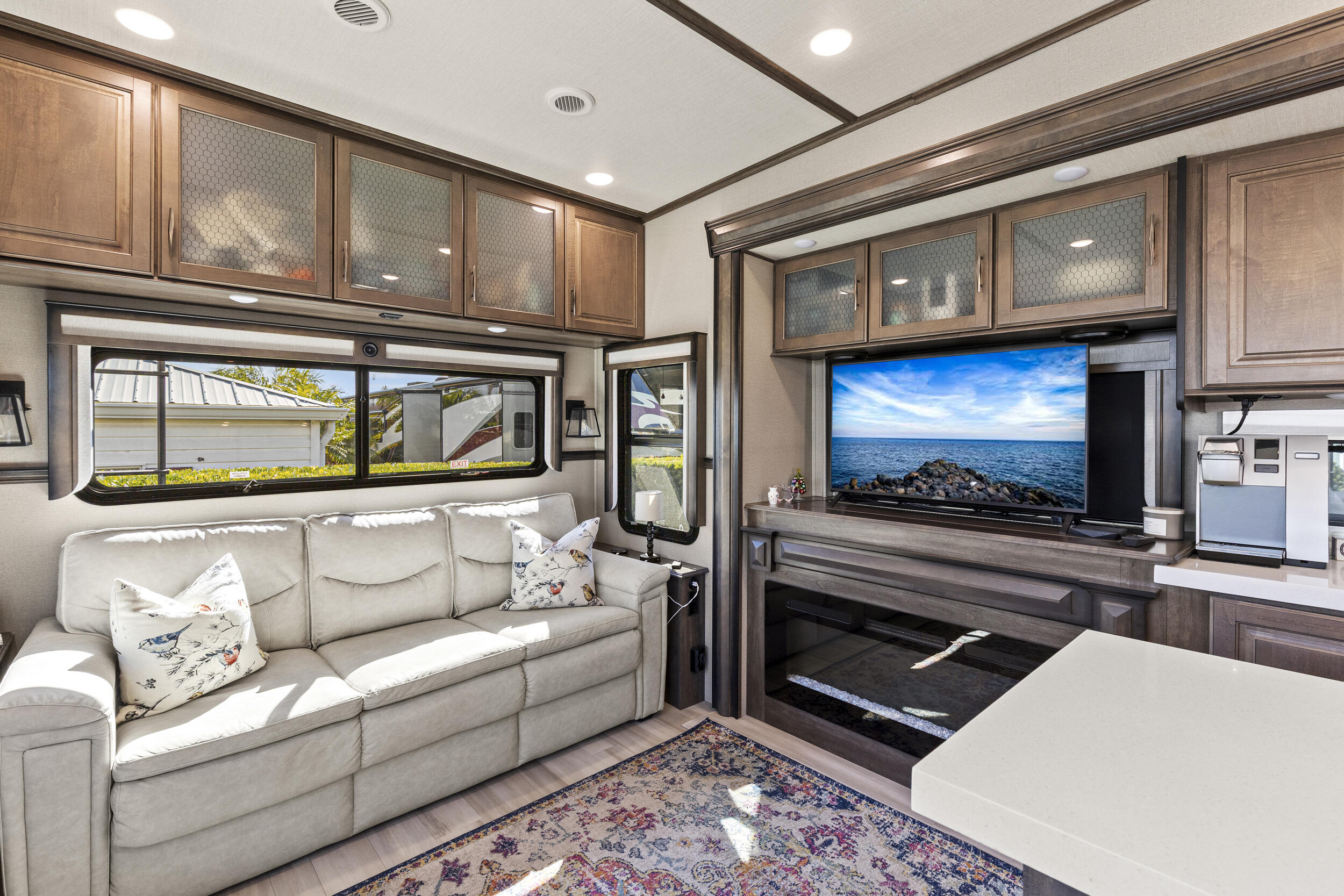 SILVER PALMS RV VILLAGE - Land