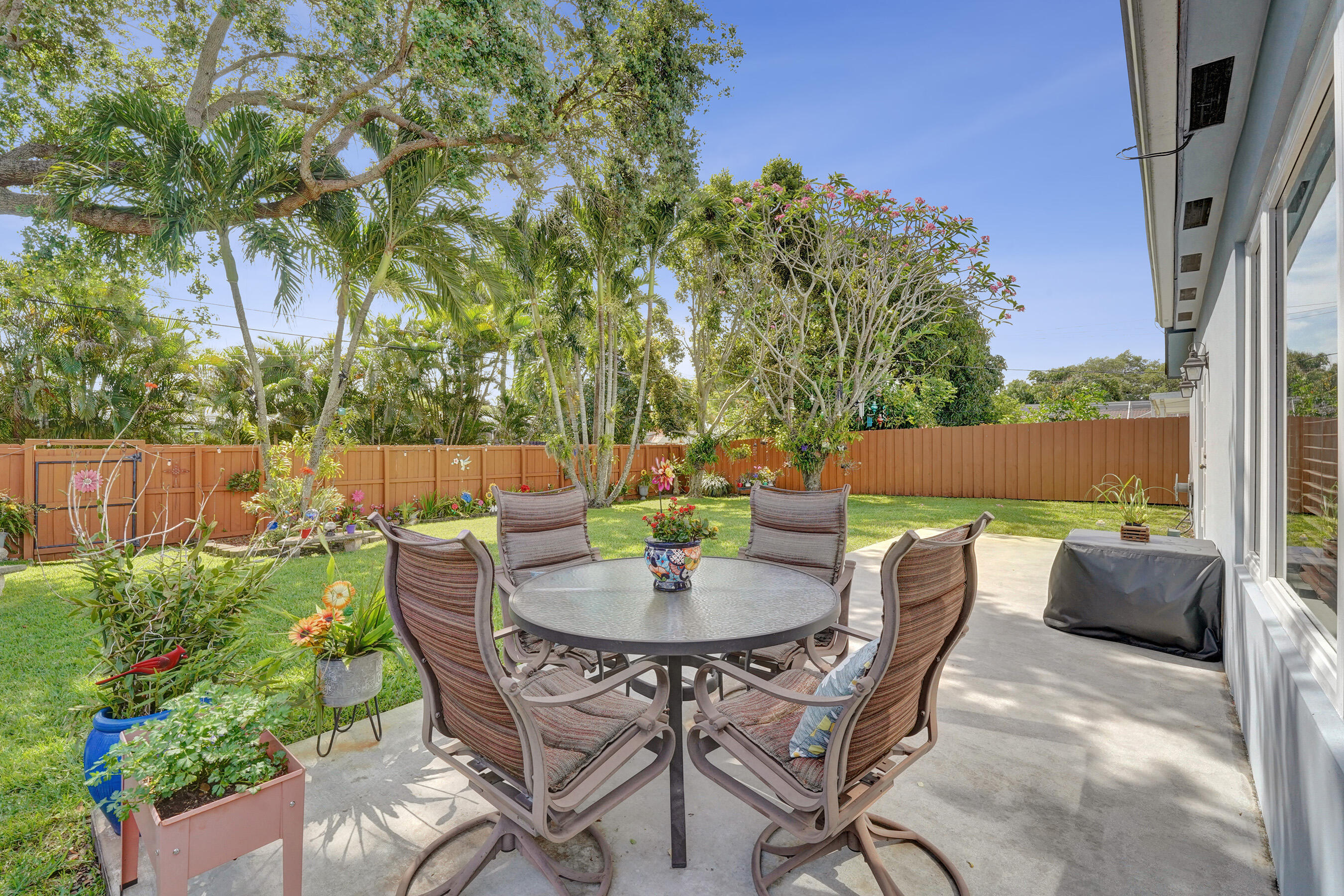 HOLLYWOOD HILLS AMEN PLAT - Residential