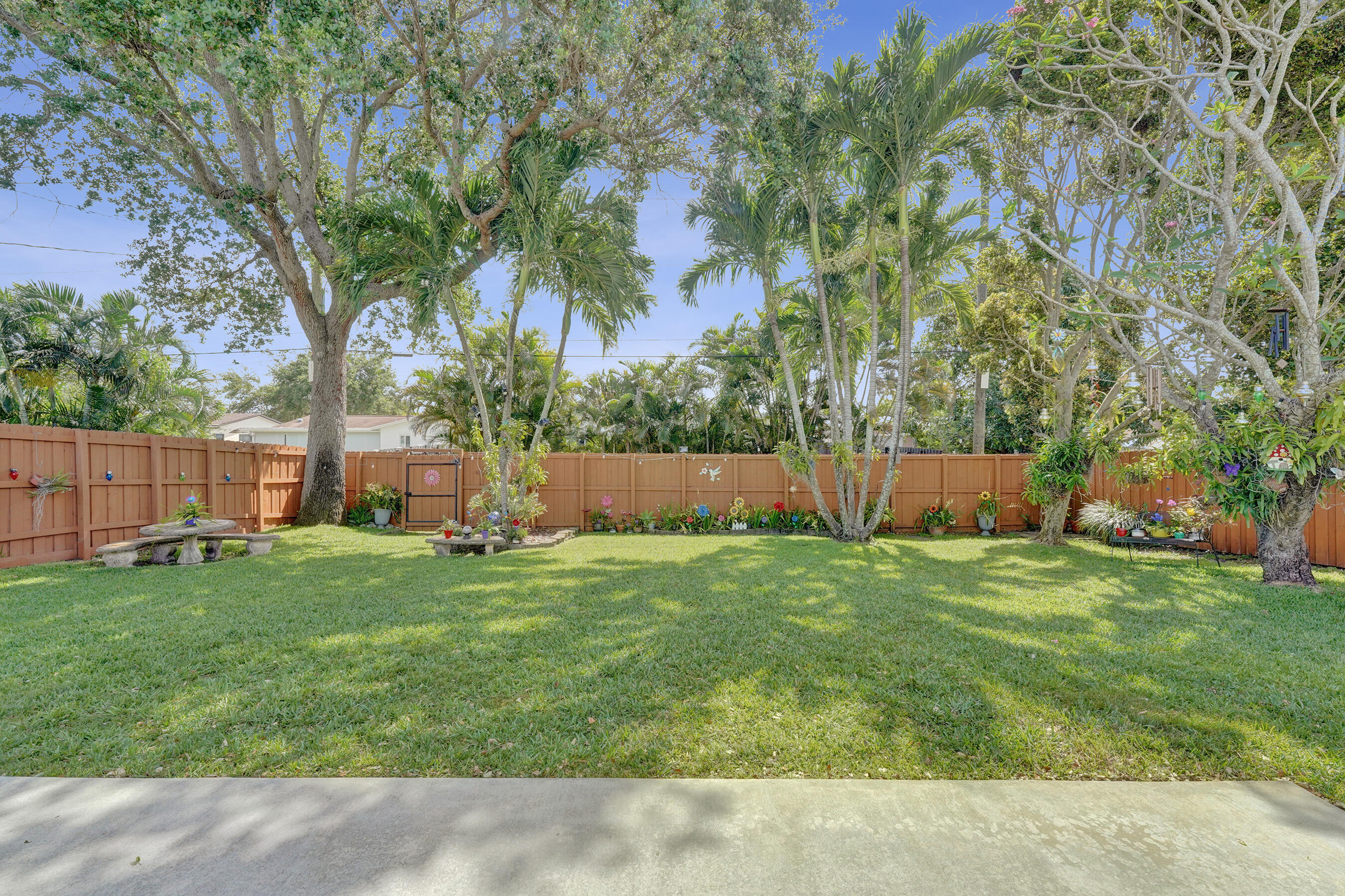 HOLLYWOOD HILLS AMEN PLAT - Residential