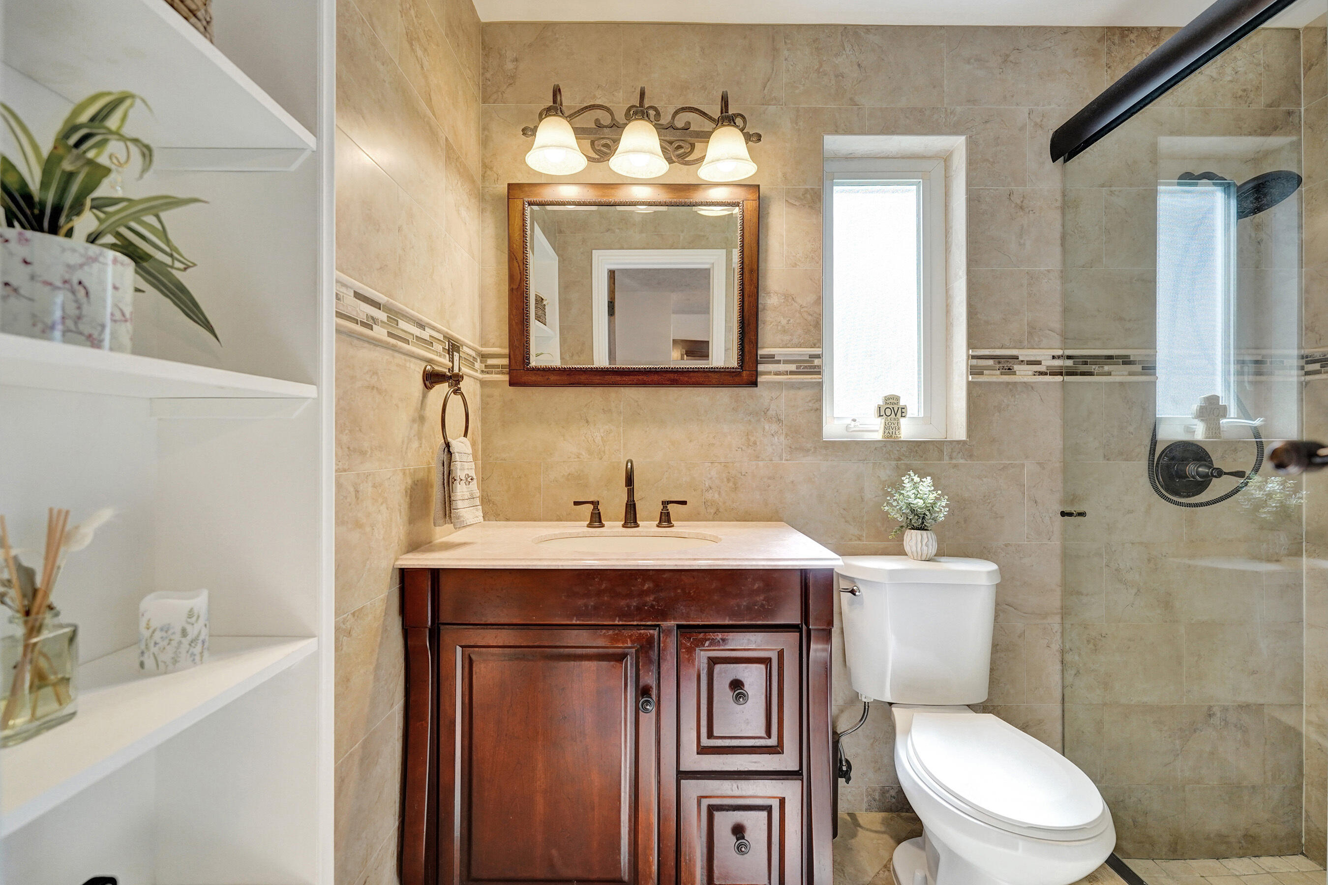 HOLLYWOOD HILLS AMEN PLAT - Residential