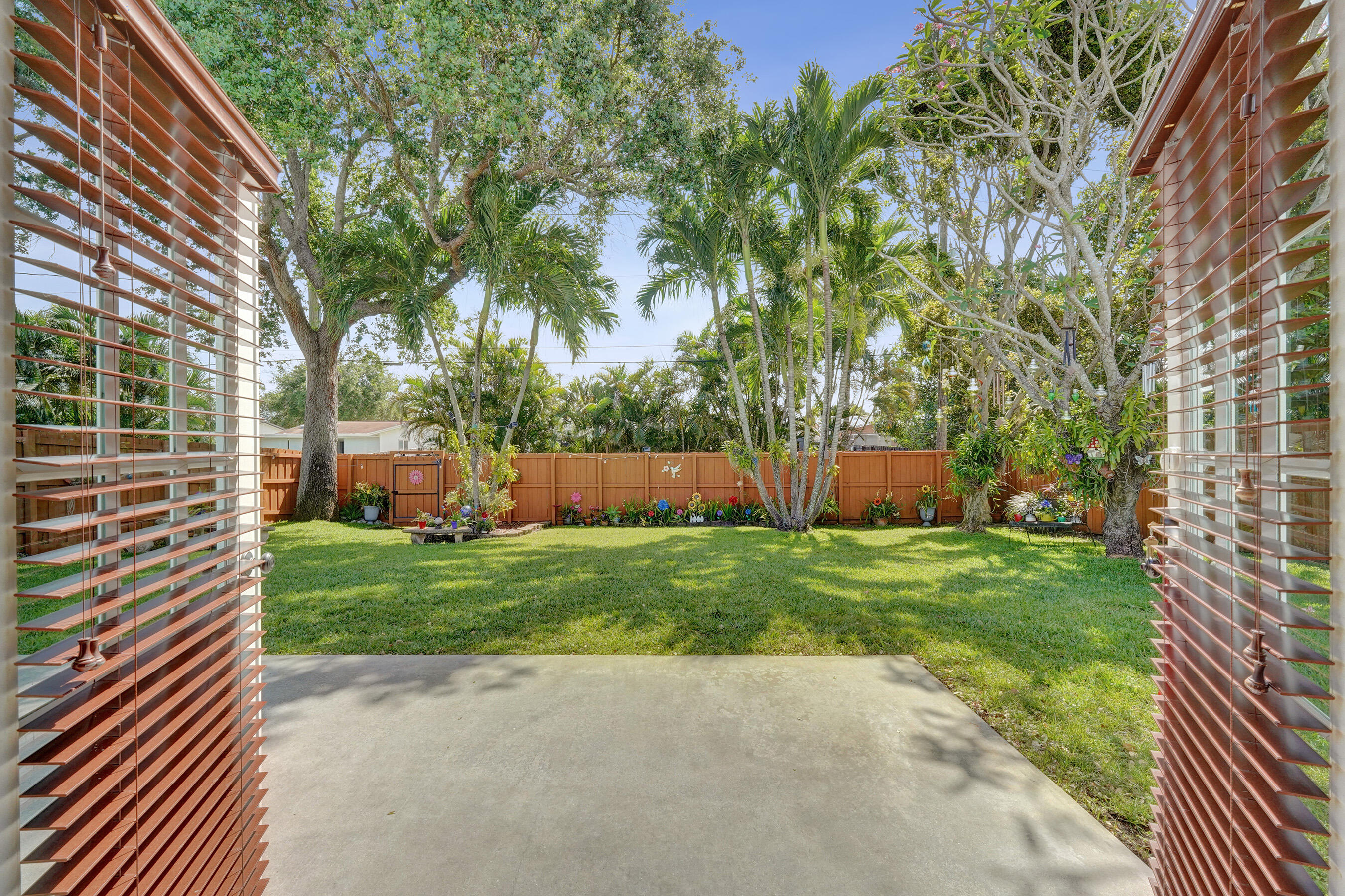 HOLLYWOOD HILLS AMEN PLAT - Residential