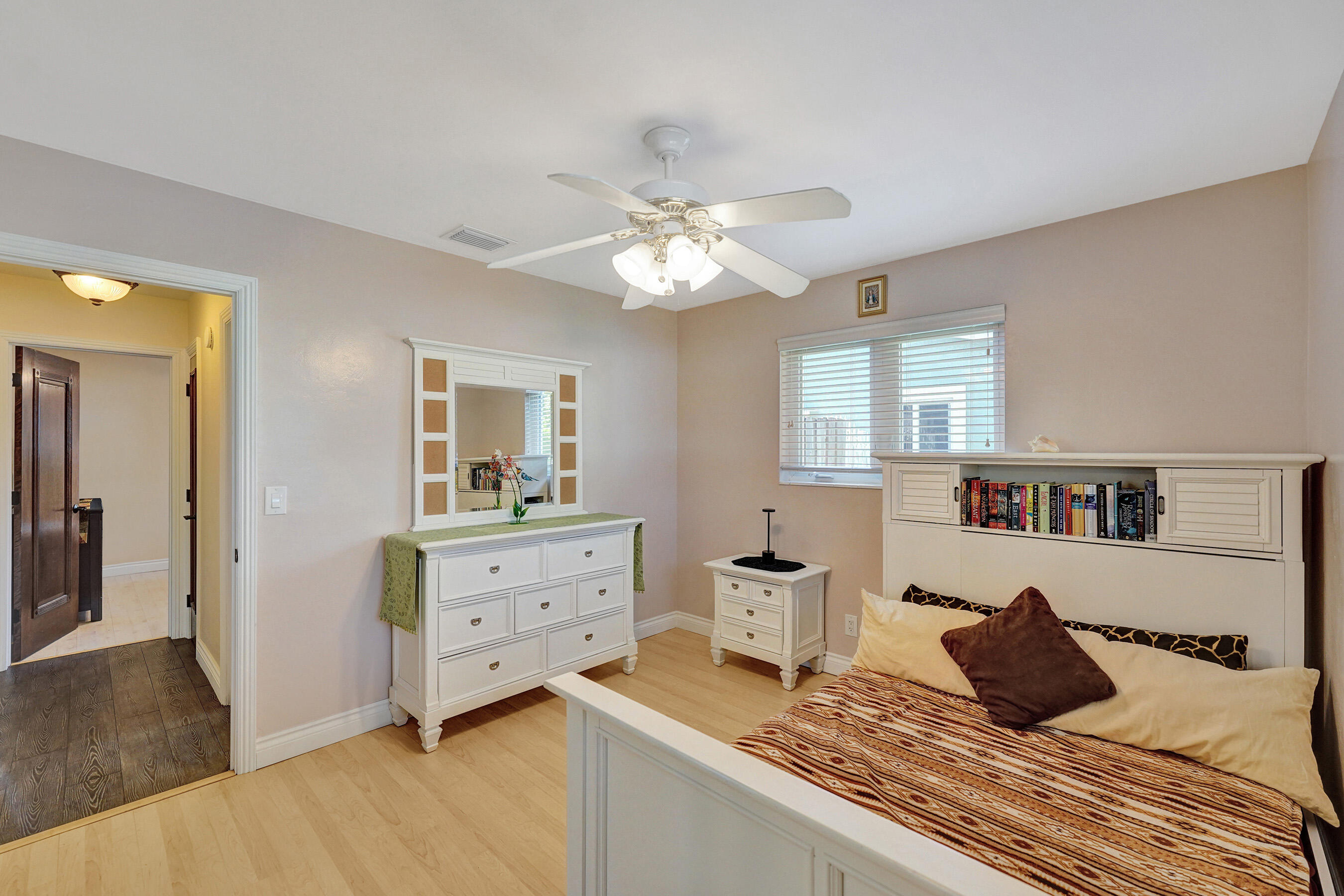 HOLLYWOOD HILLS AMEN PLAT - Residential