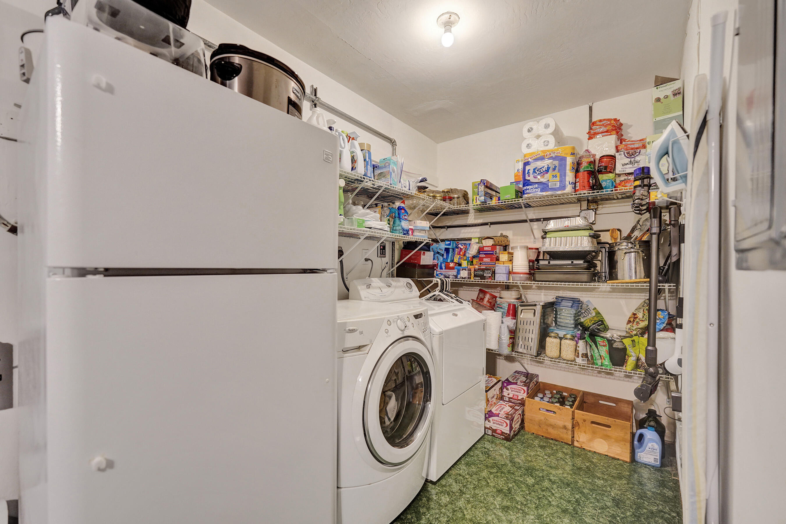 HOLLYWOOD HILLS AMEN PLAT - Residential