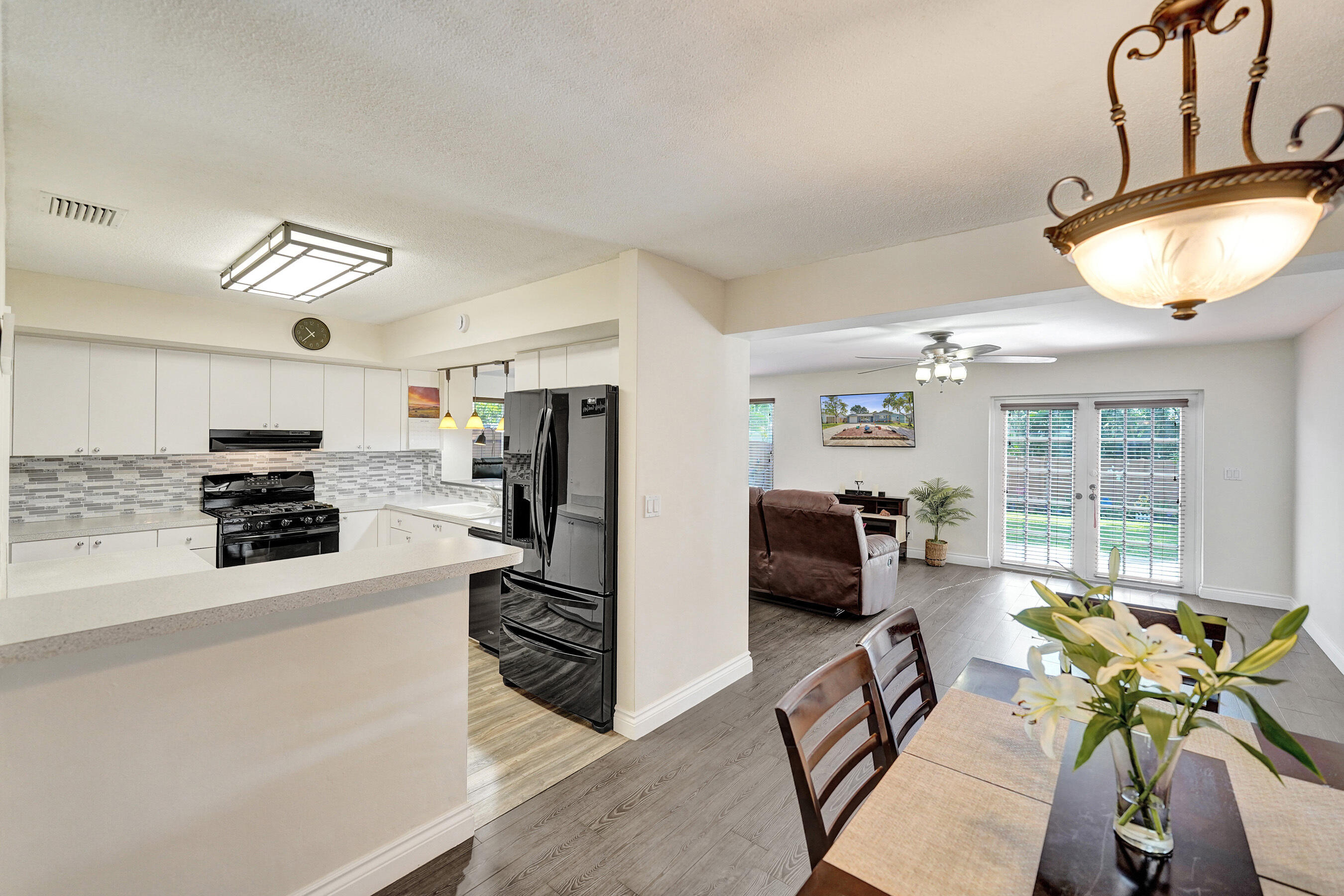 HOLLYWOOD HILLS AMEN PLAT - Residential