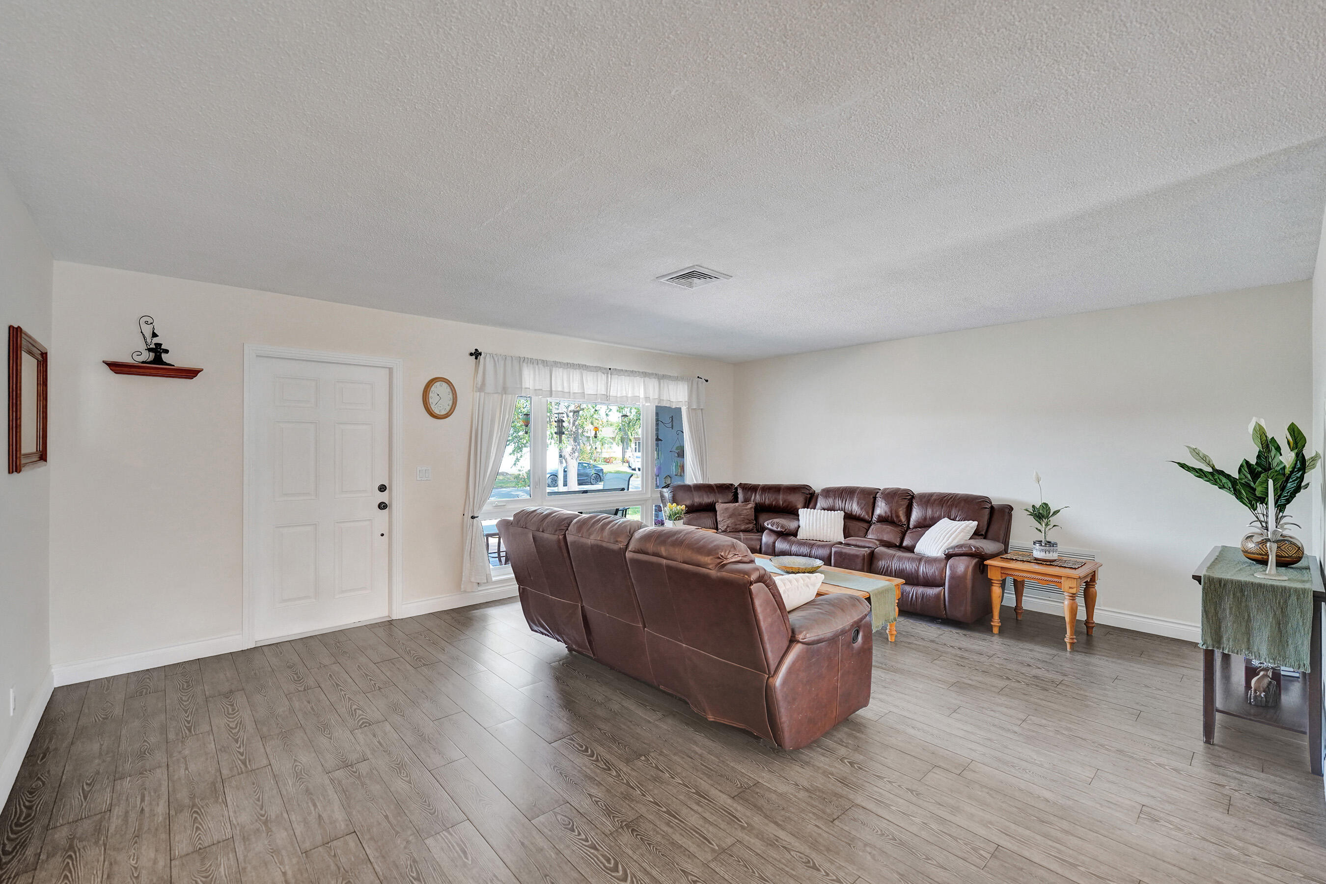 HOLLYWOOD HILLS AMEN PLAT - Residential