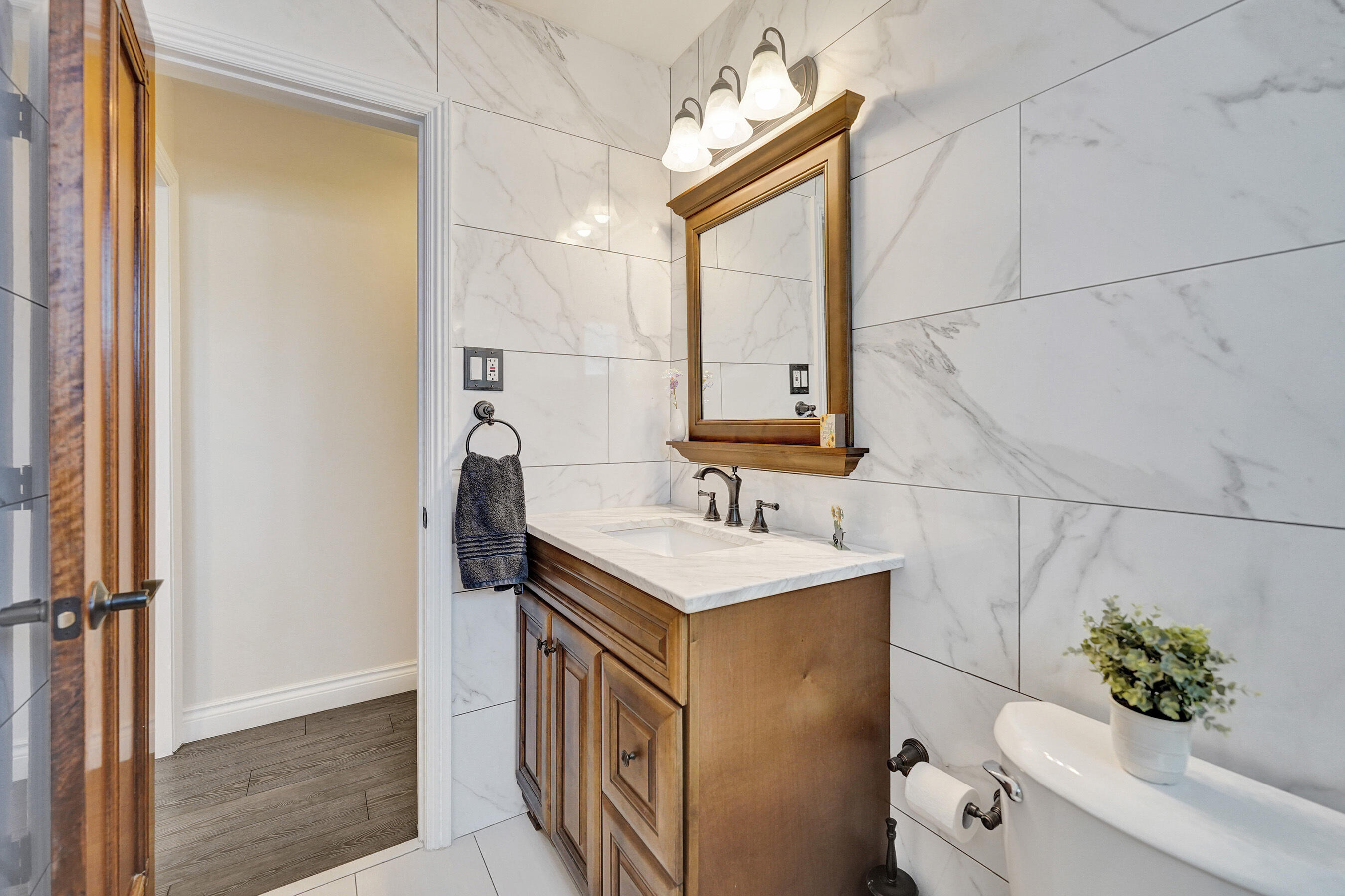 HOLLYWOOD HILLS AMEN PLAT - Residential