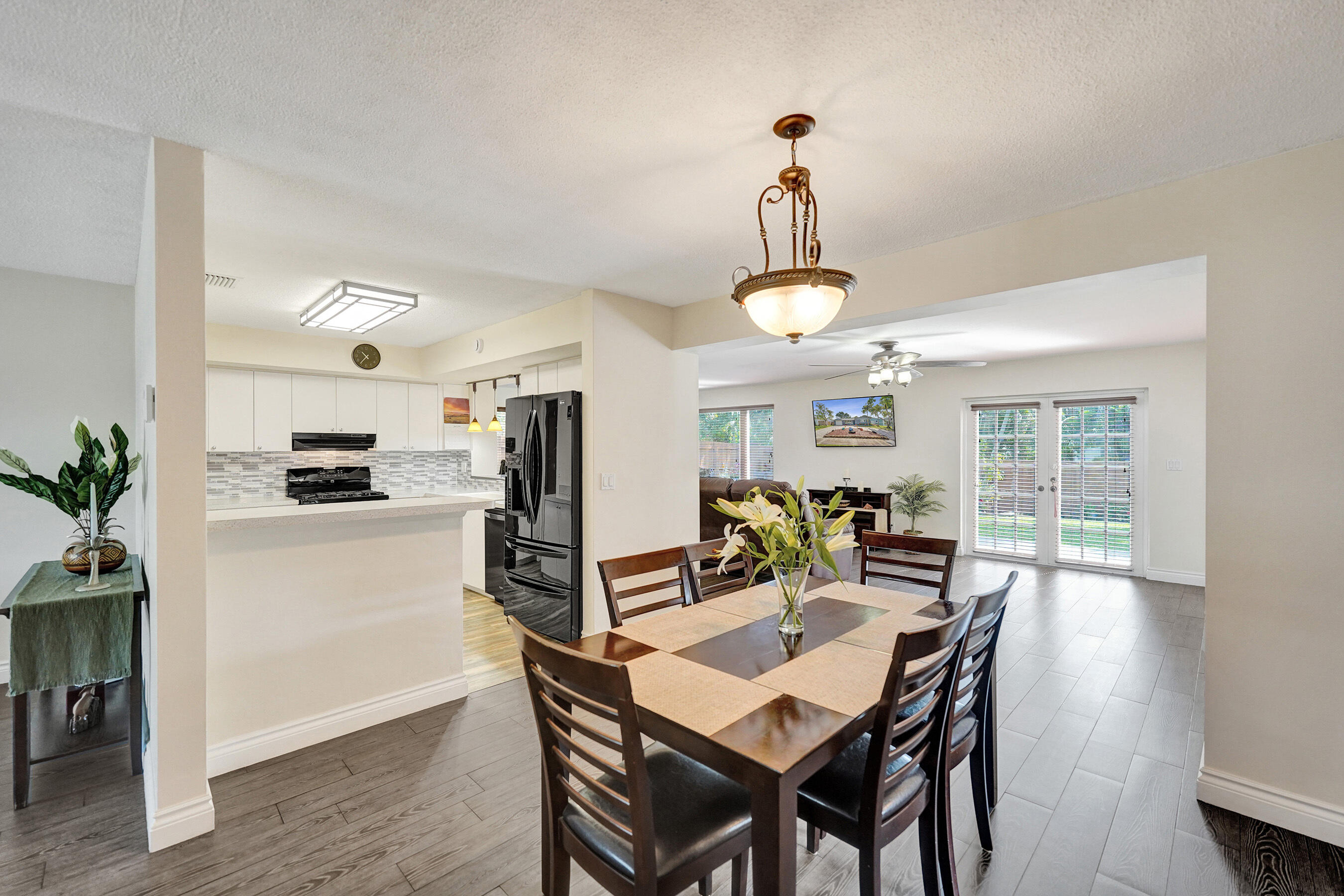 HOLLYWOOD HILLS AMEN PLAT - Residential