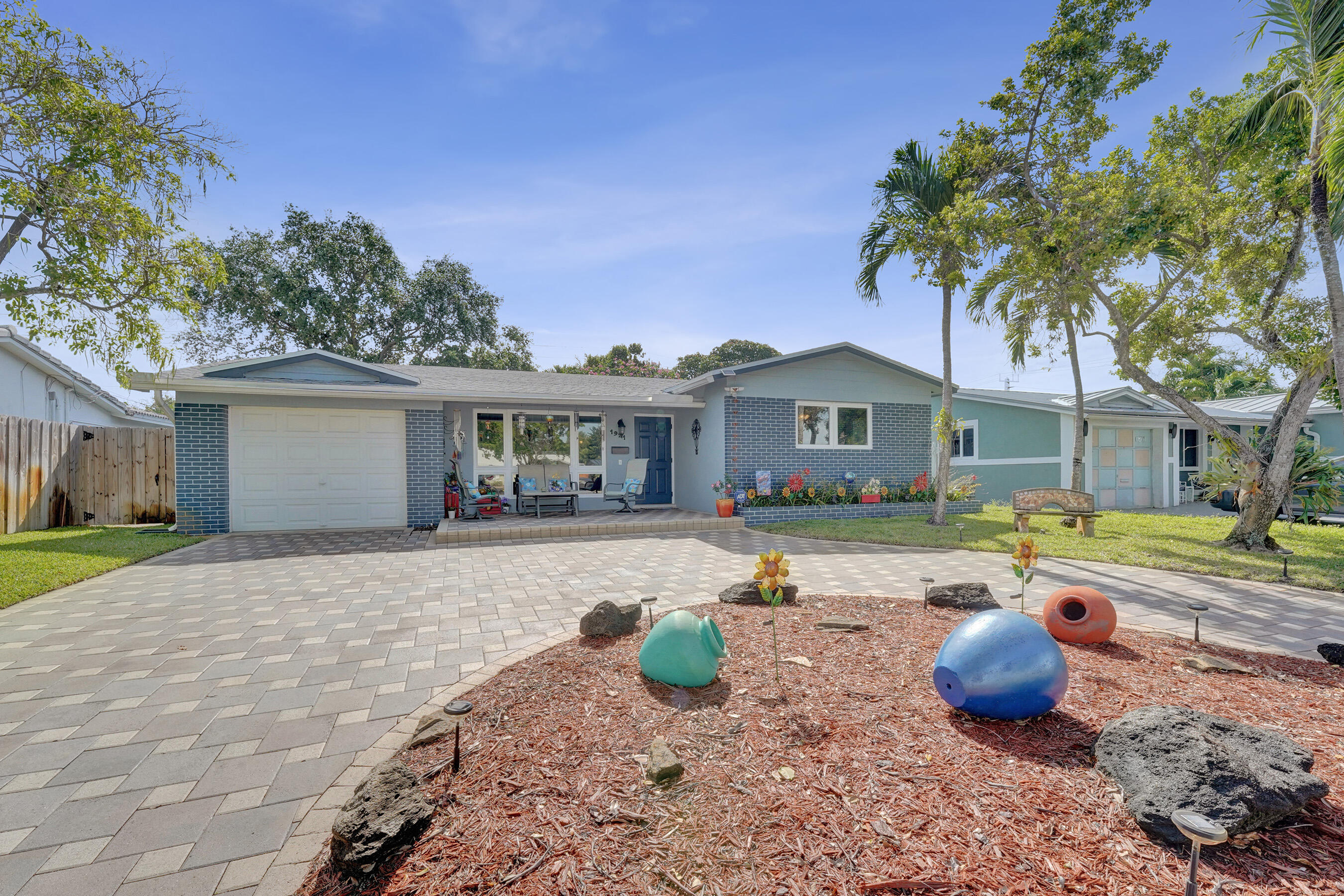 HOLLYWOOD HILLS AMEN PLAT - Residential