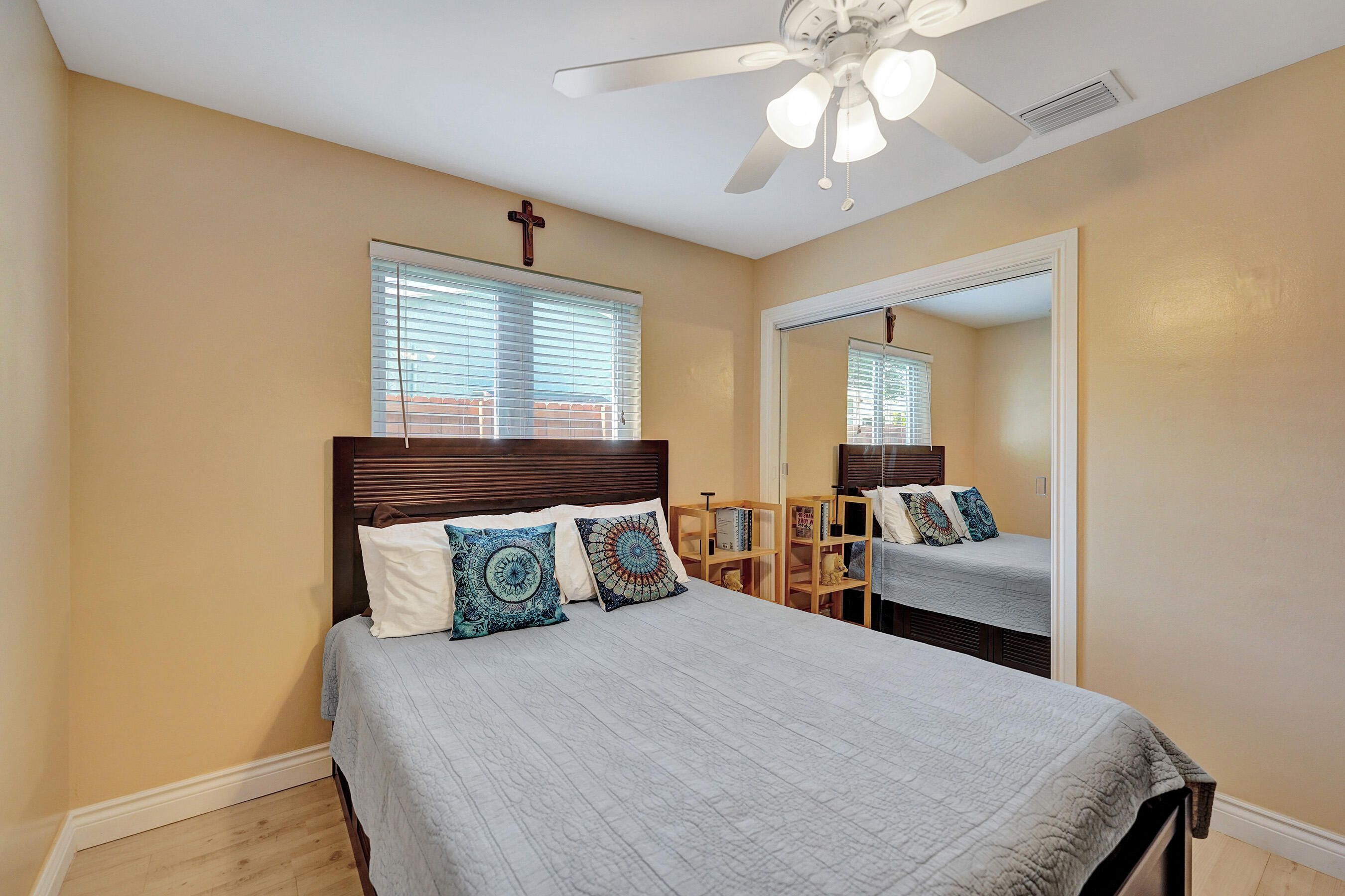 HOLLYWOOD HILLS AMEN PLAT - Residential