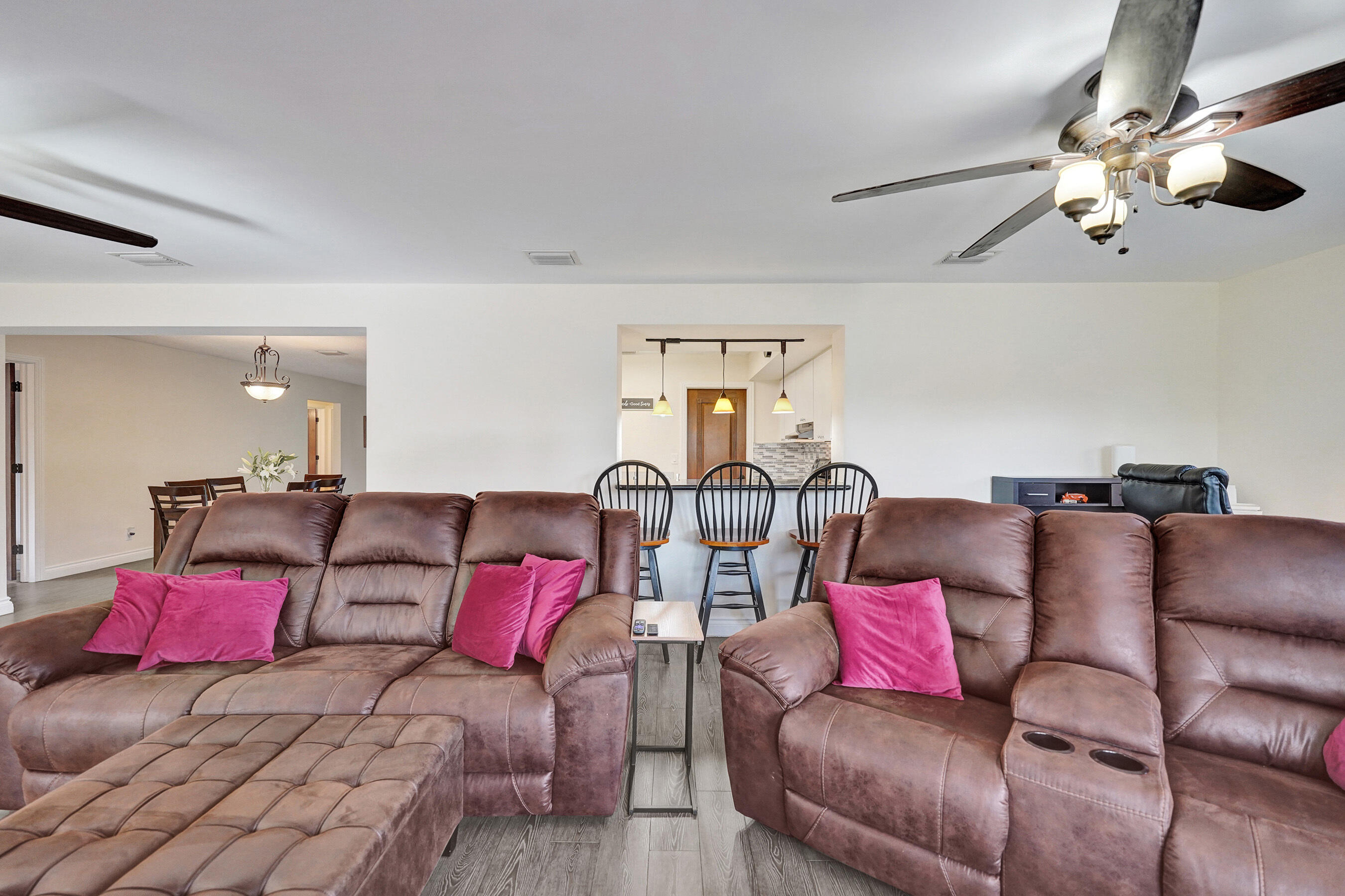 HOLLYWOOD HILLS AMEN PLAT - Residential