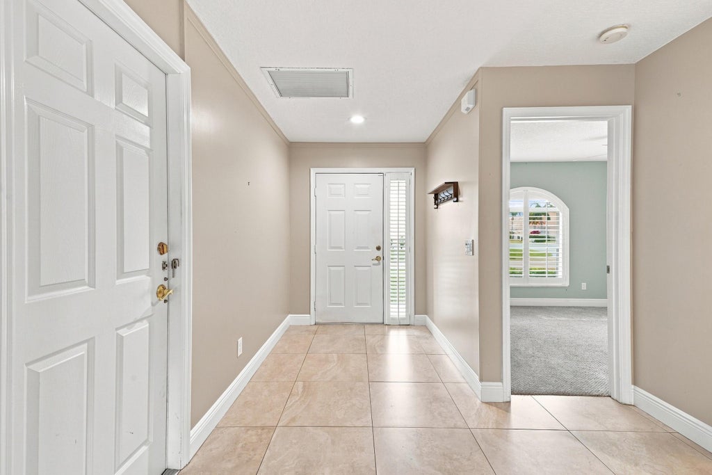 Photo of 4357 SE SCOTLAND CAY Way, Stuart, FL 34997 (MLS # B26061749)