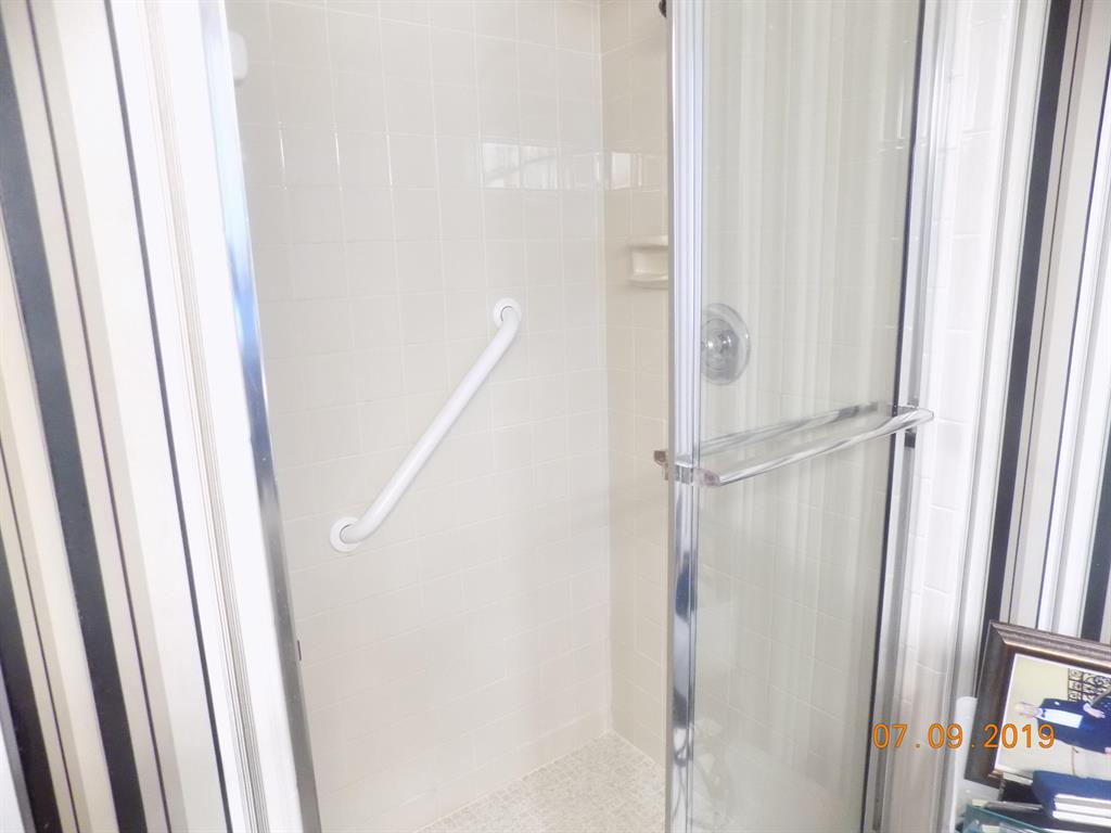 WHISPER WALK - Residential