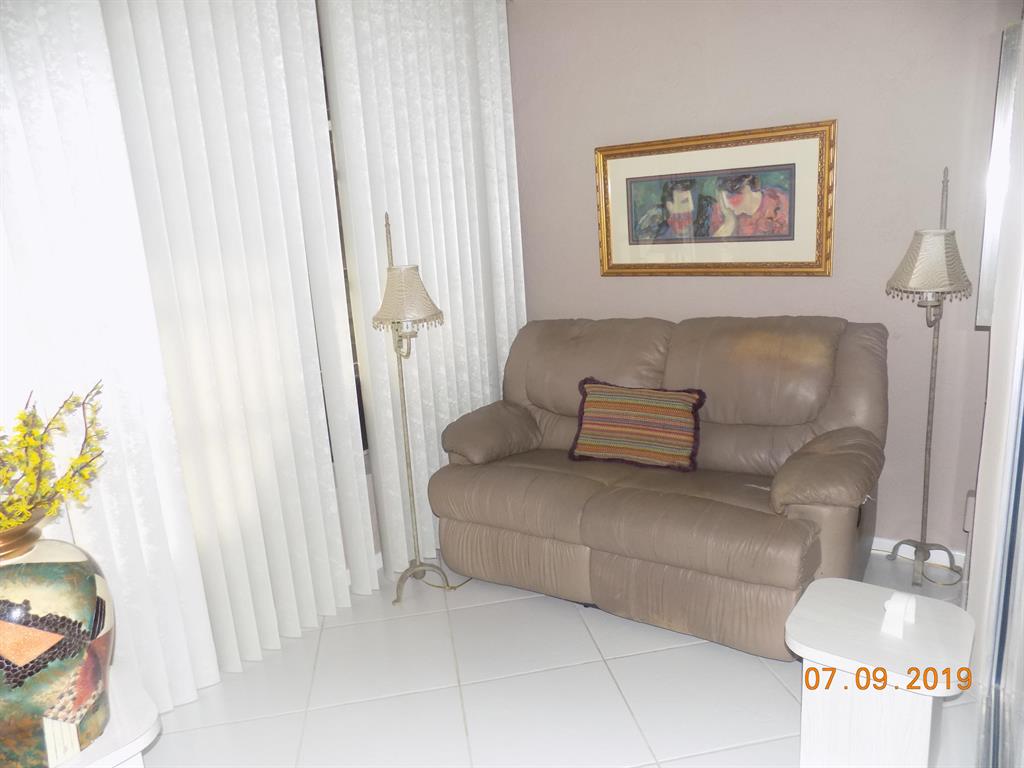 WHISPER WALK - Residential