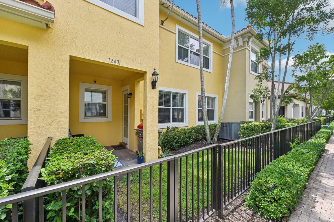 Artesia - Residential