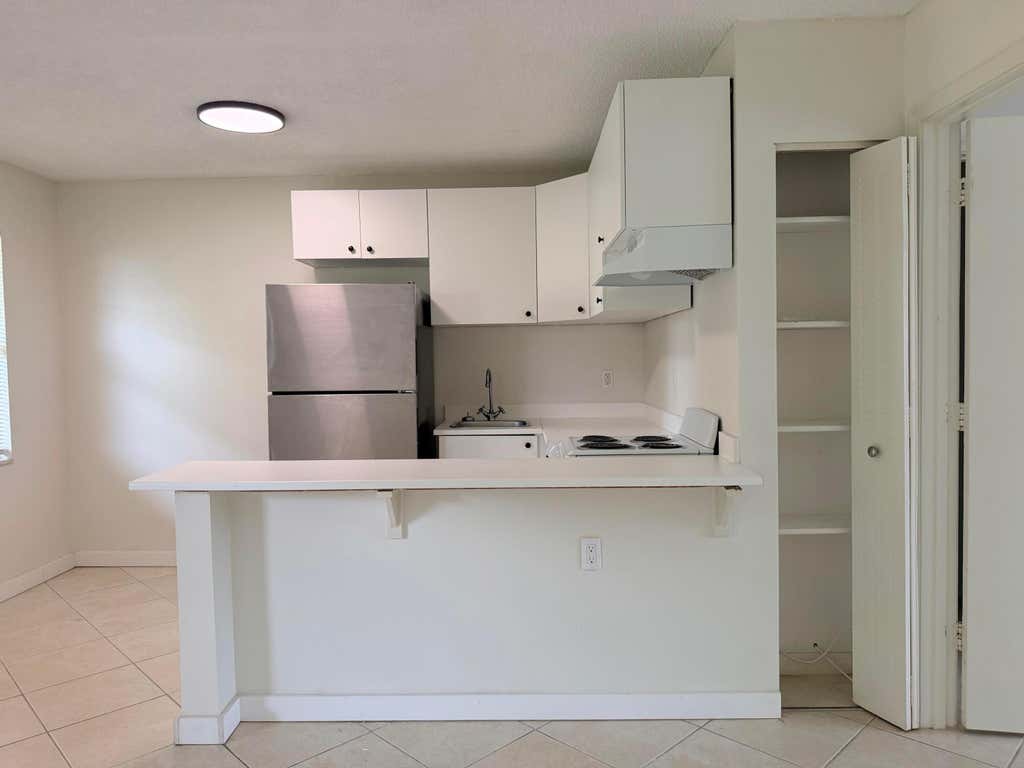 Photo of 5174 NE 6th Avenue #526, Oakland Park, FL 33334 (MLS # B26037025)