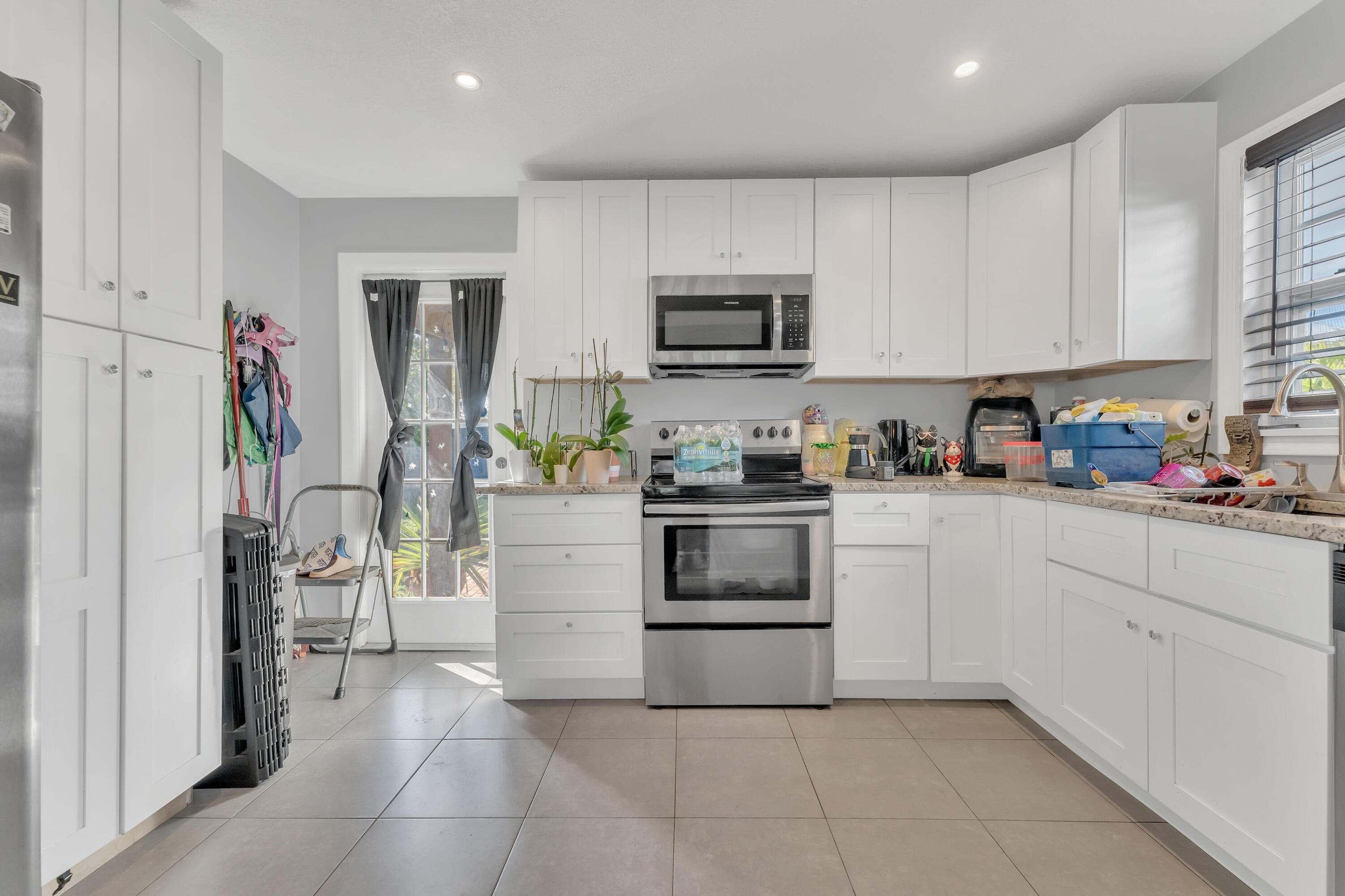 LAKEVIEW RIDGE - Residential Lease