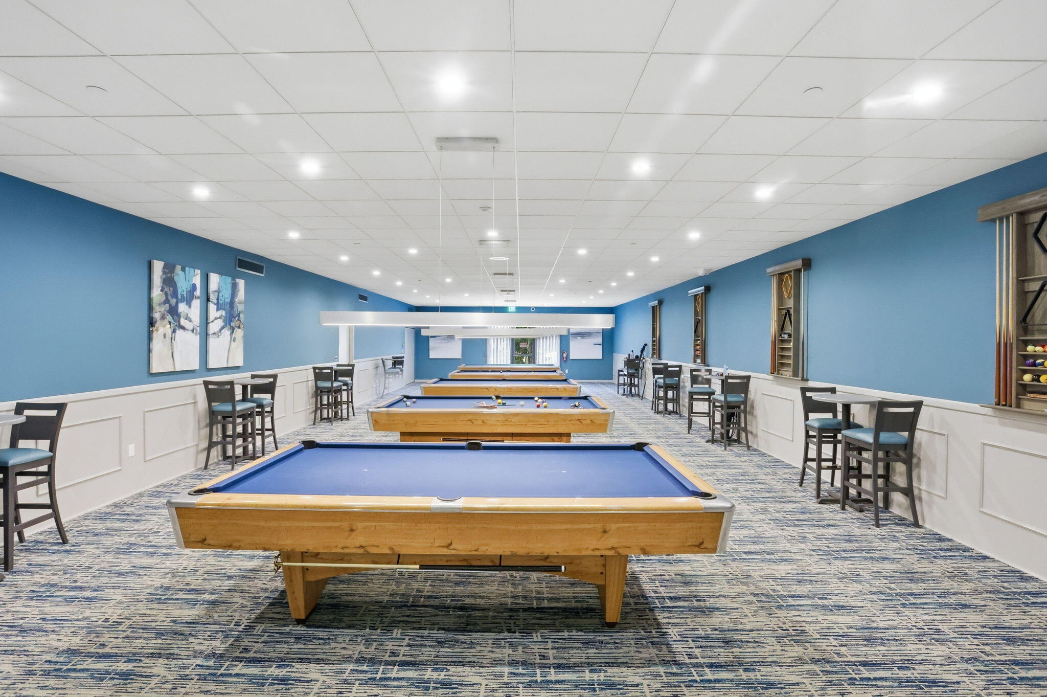 HUNTINGTON LAKES SEC FIVE CONDOS - Residential