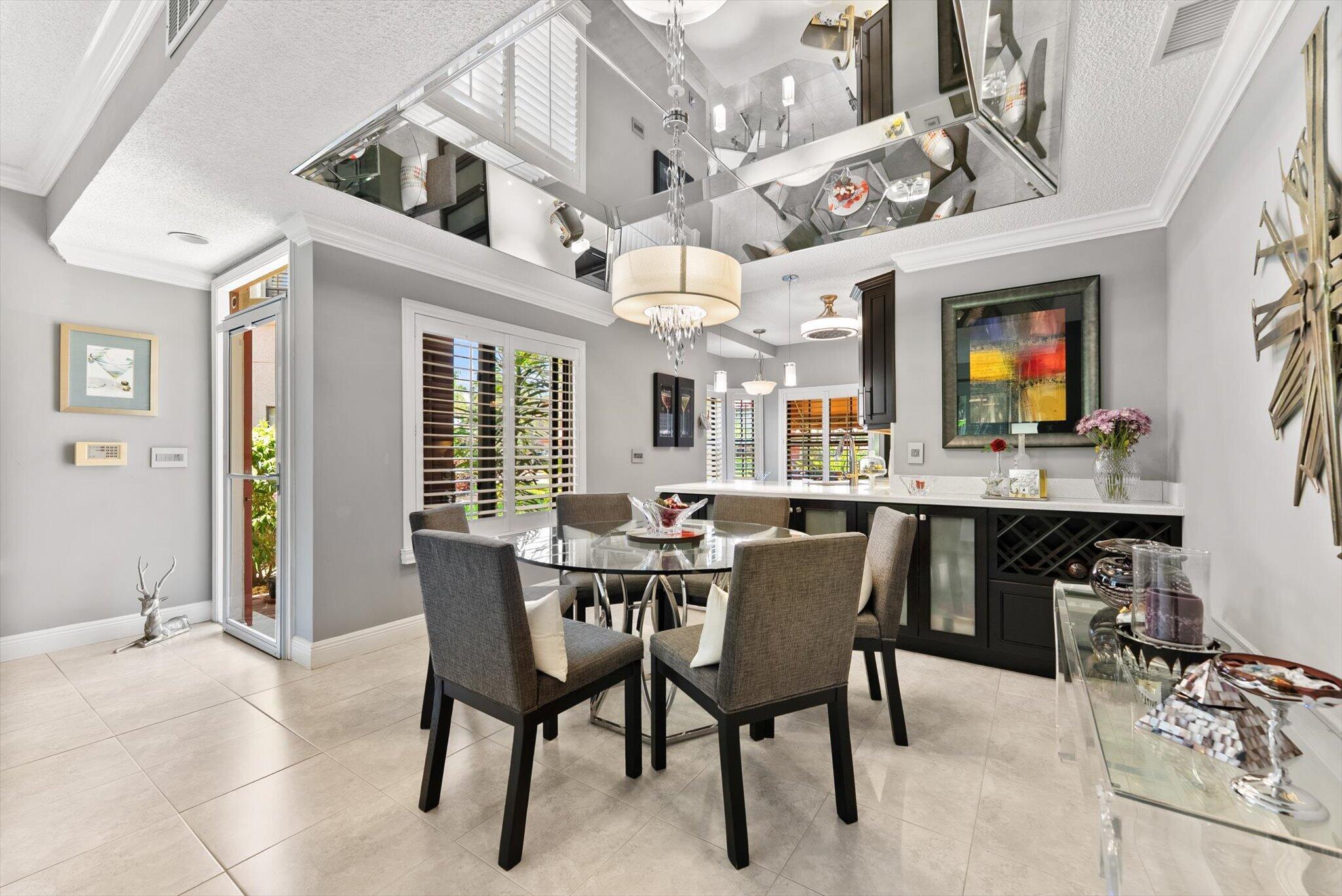 THE LEXINGTON CLUB - Residential