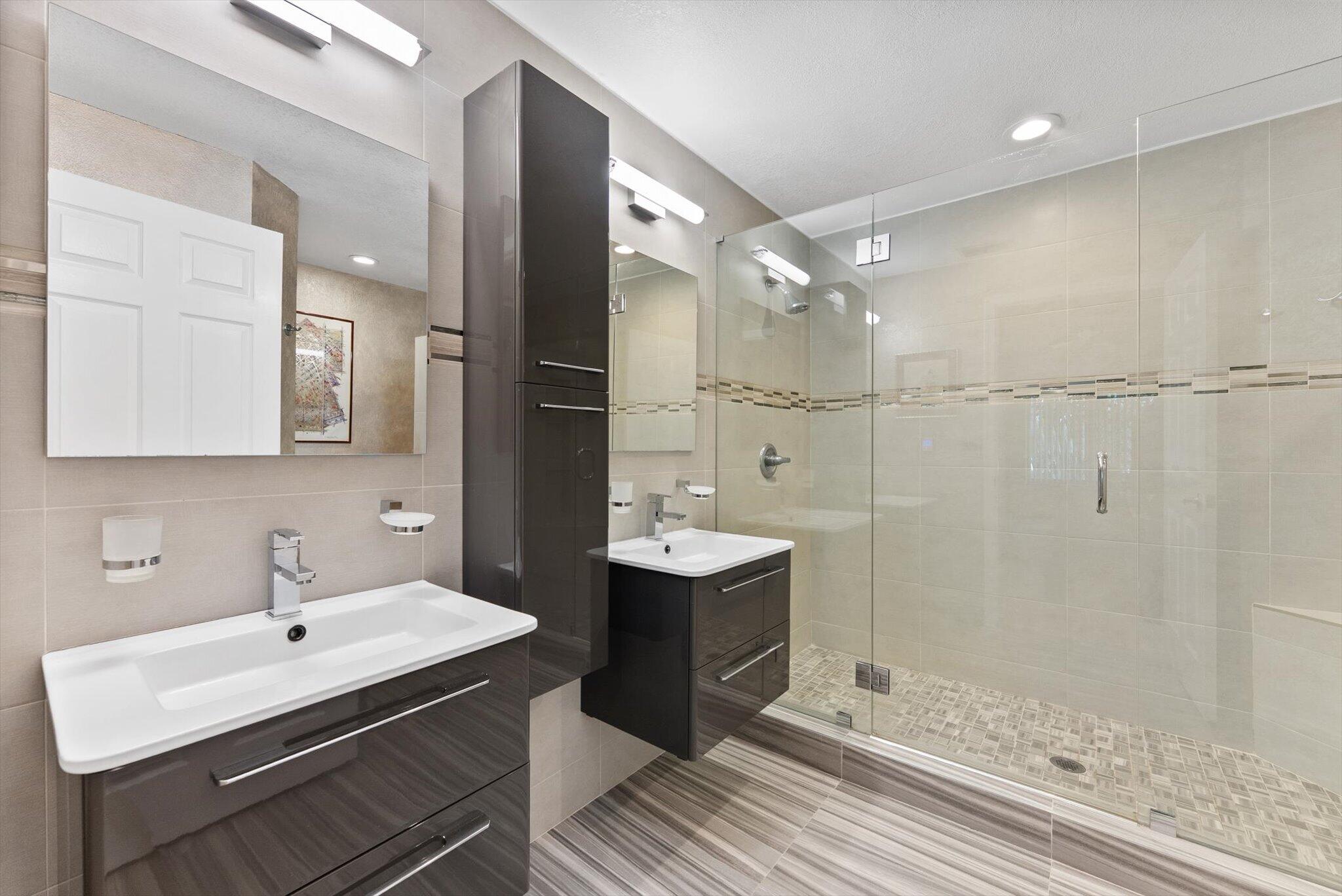 THE LEXINGTON CLUB - Residential