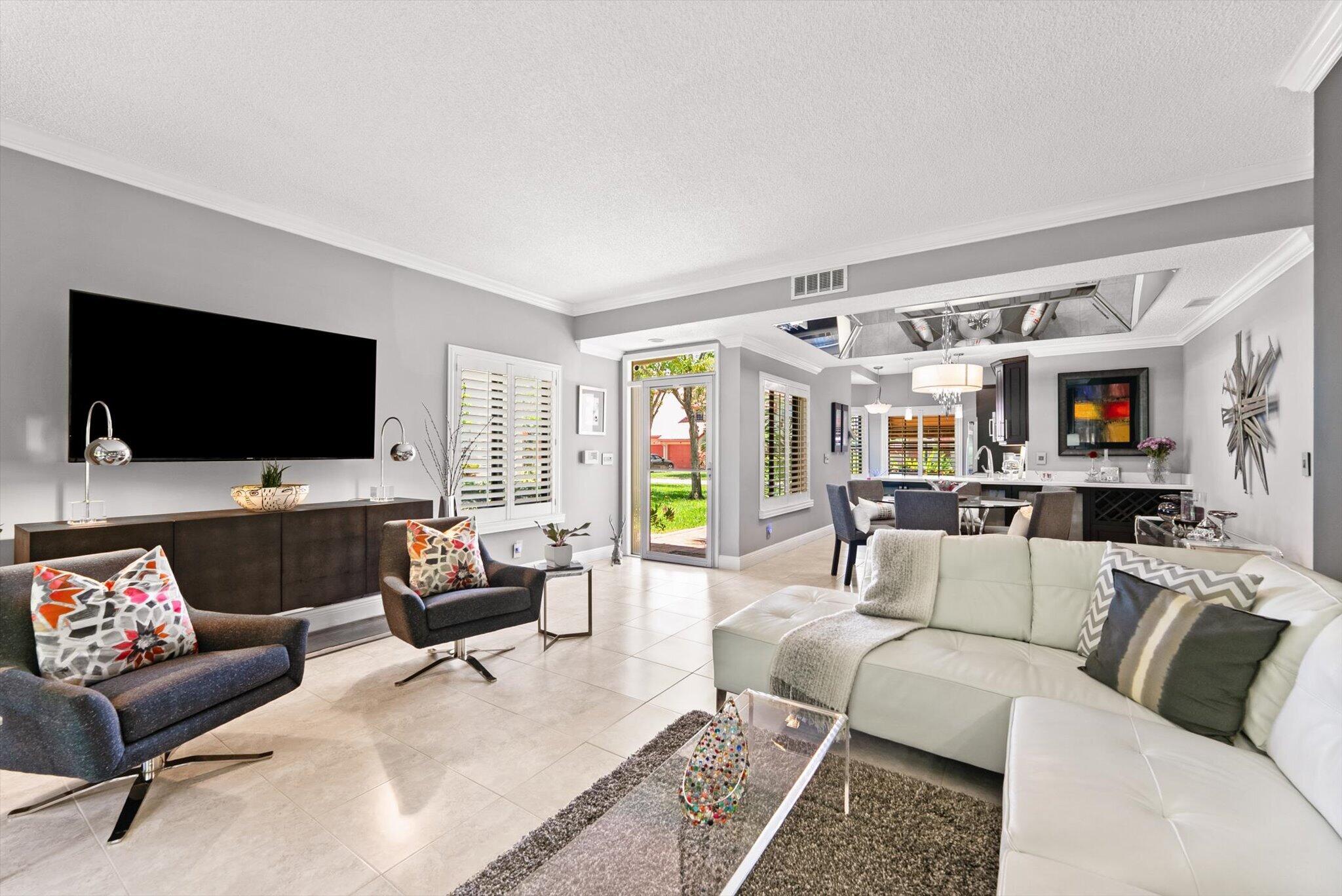 THE LEXINGTON CLUB - Residential