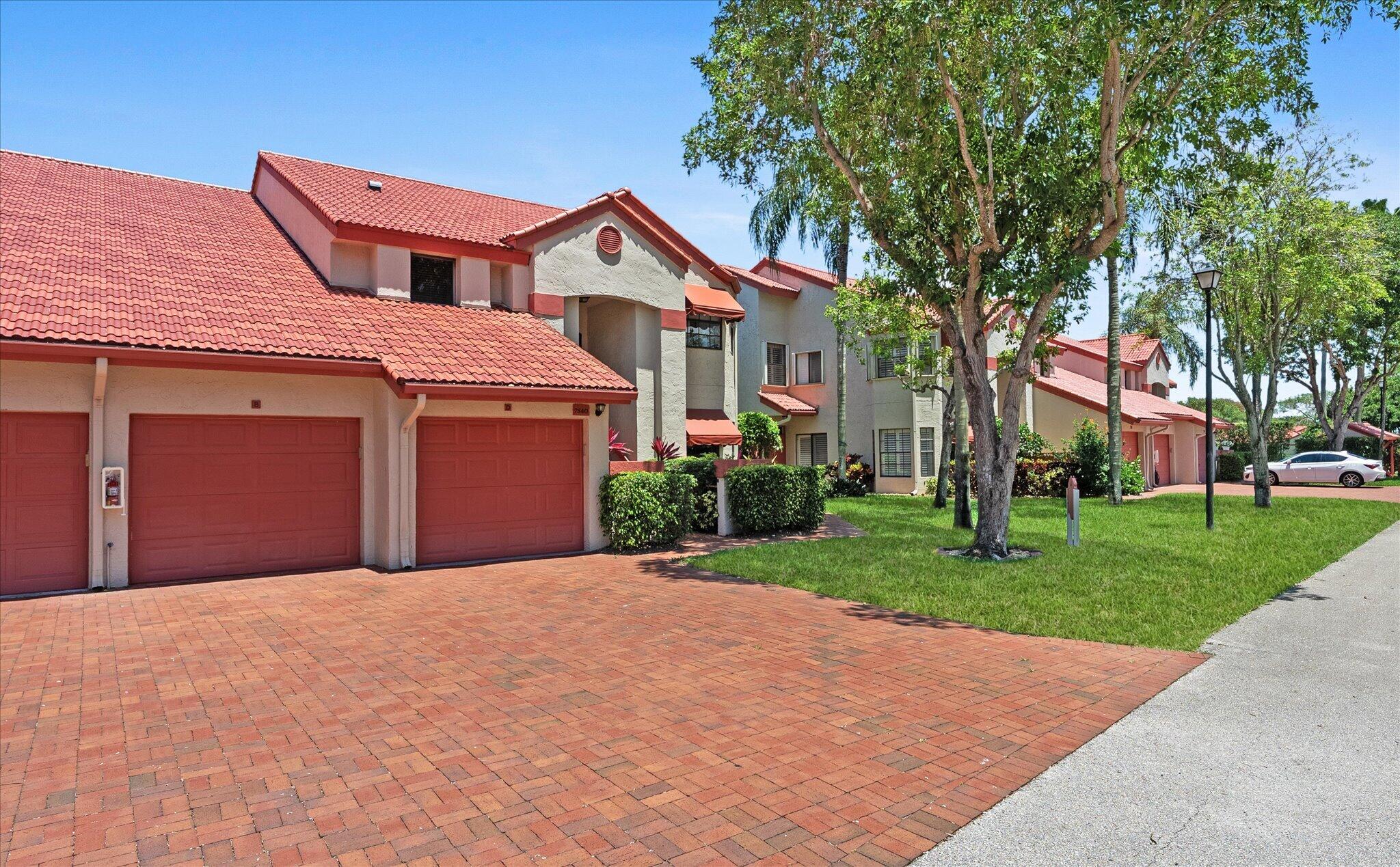 THE LEXINGTON CLUB - Residential