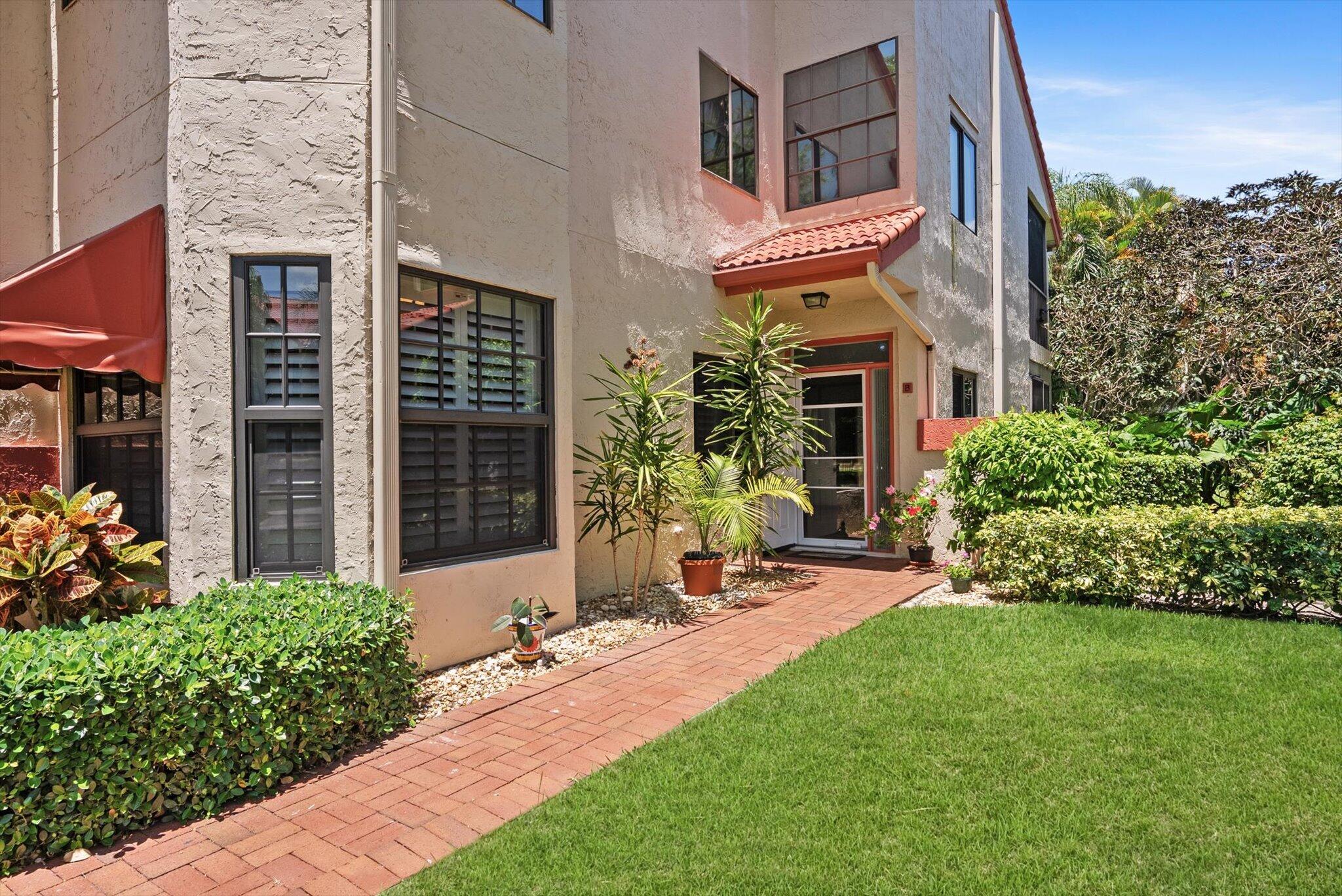THE LEXINGTON CLUB - Residential