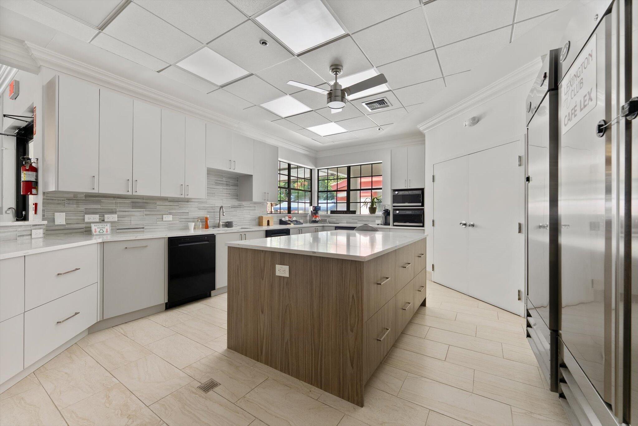 THE LEXINGTON CLUB - Residential