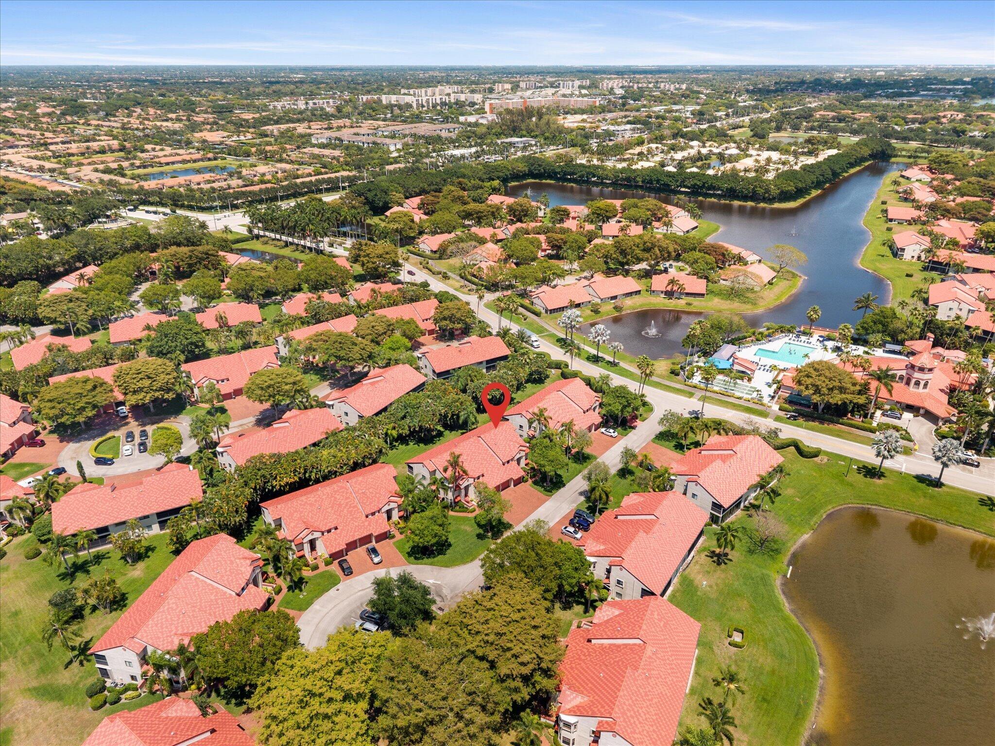 THE LEXINGTON CLUB - Residential