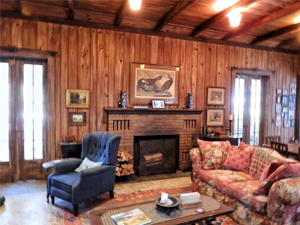 A W TURNERS RESIDENT ADD - Residential