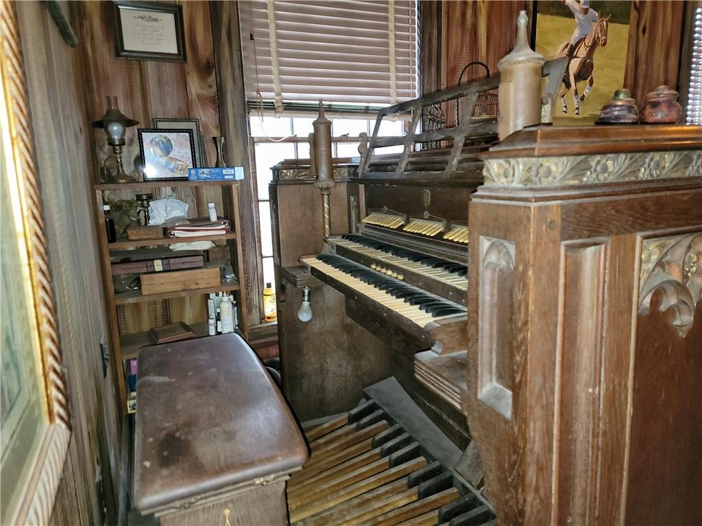 A W TURNERS RESIDENT ADD - Residential