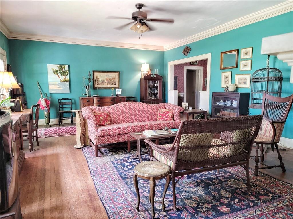 A W TURNERS RESIDENT ADD - Residential