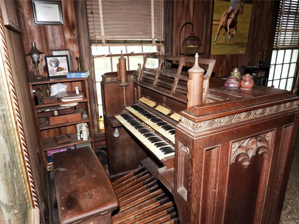 A W TURNERS RESIDENT ADD - Residential