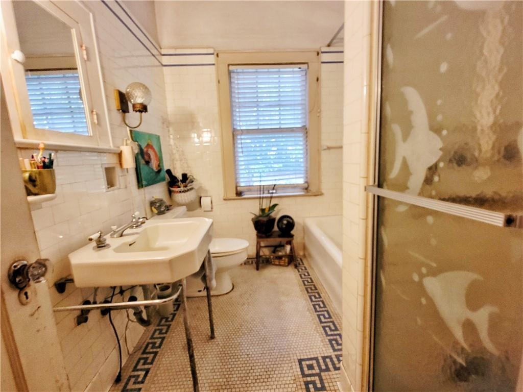 A W TURNERS RESIDENT ADD - Residential