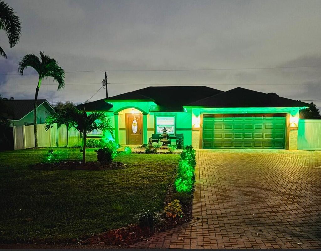 Photo of 4789 Dolphin Drive, Lake Worth, FL 33463 (MLS # B26001833)