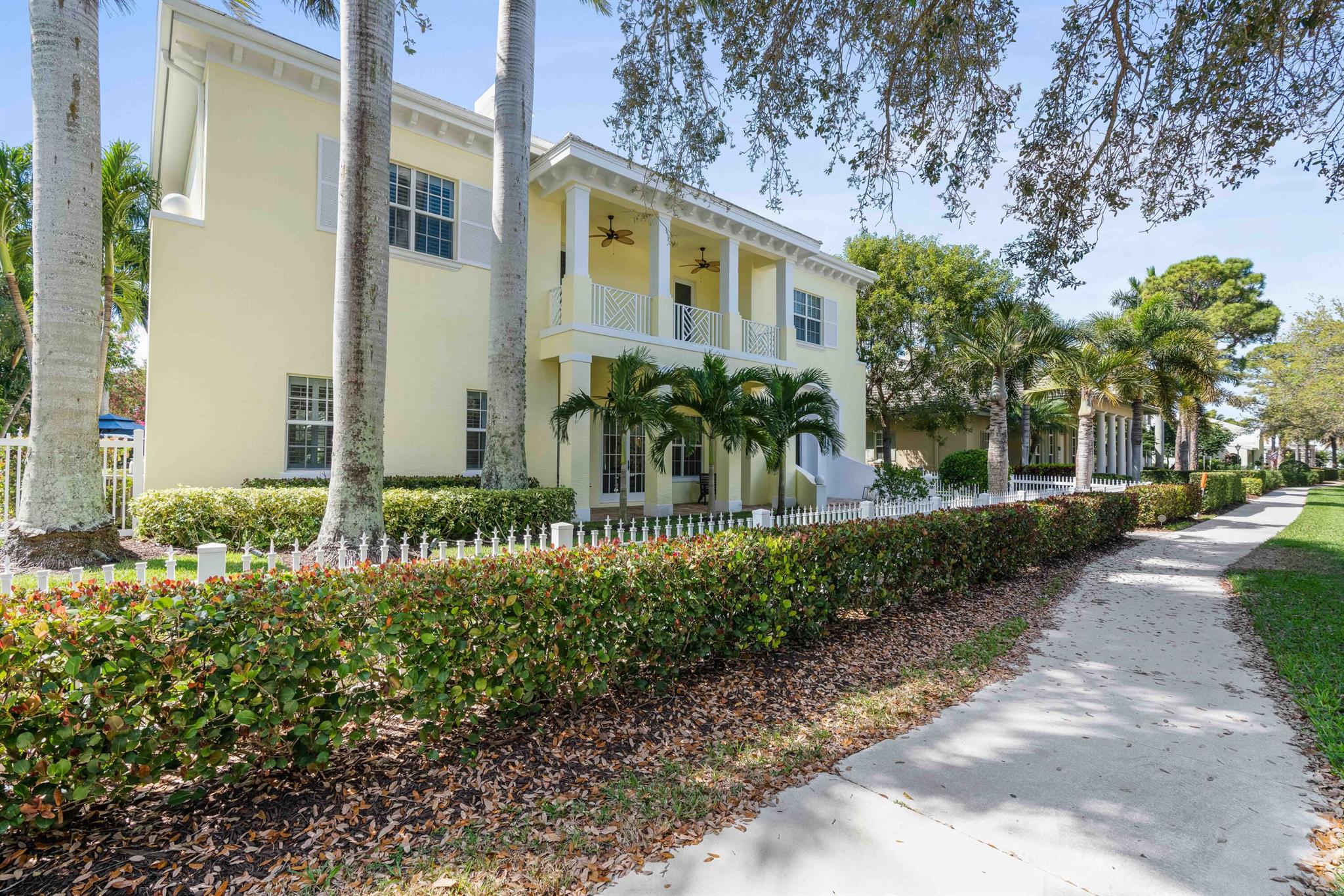 MARTINIQUE AT ABACOA 1 - Residential