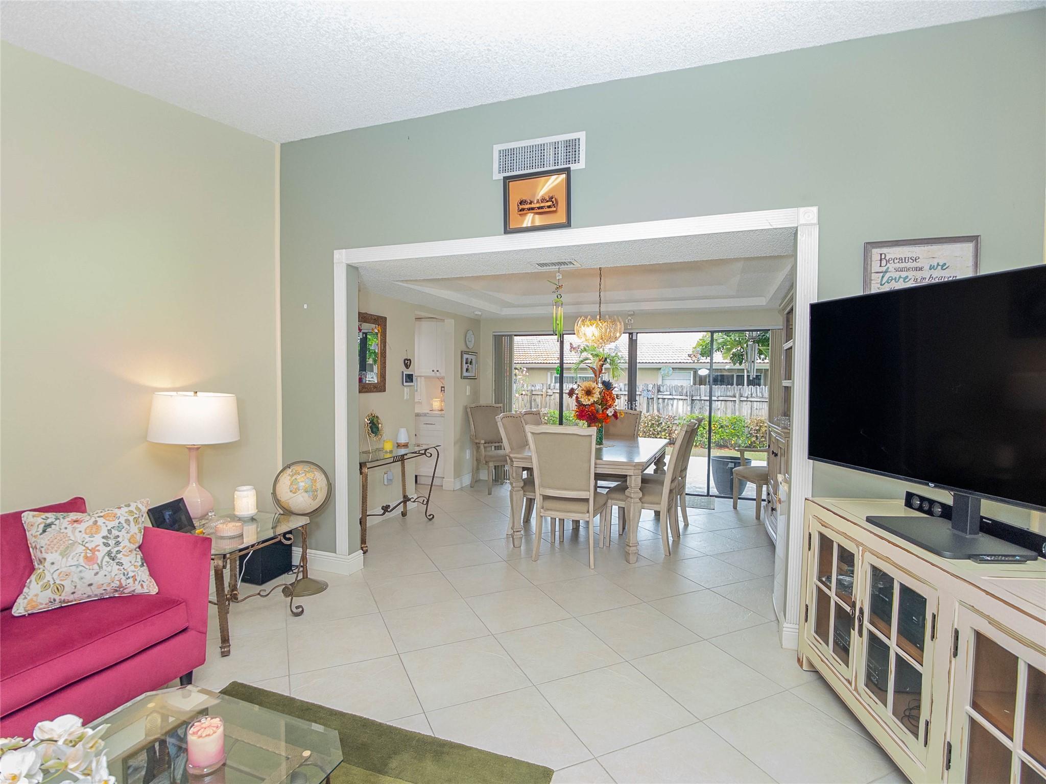 Country Lake Manors Sec 0 - Residential