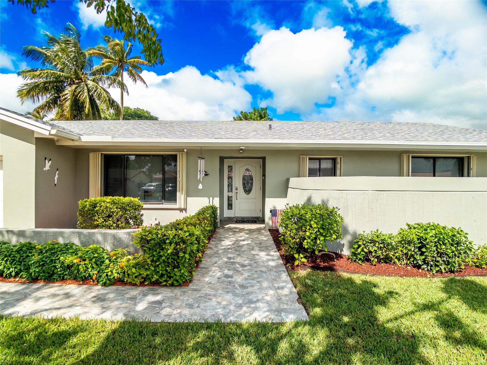 Country Lake Manors Sec 0 - Residential