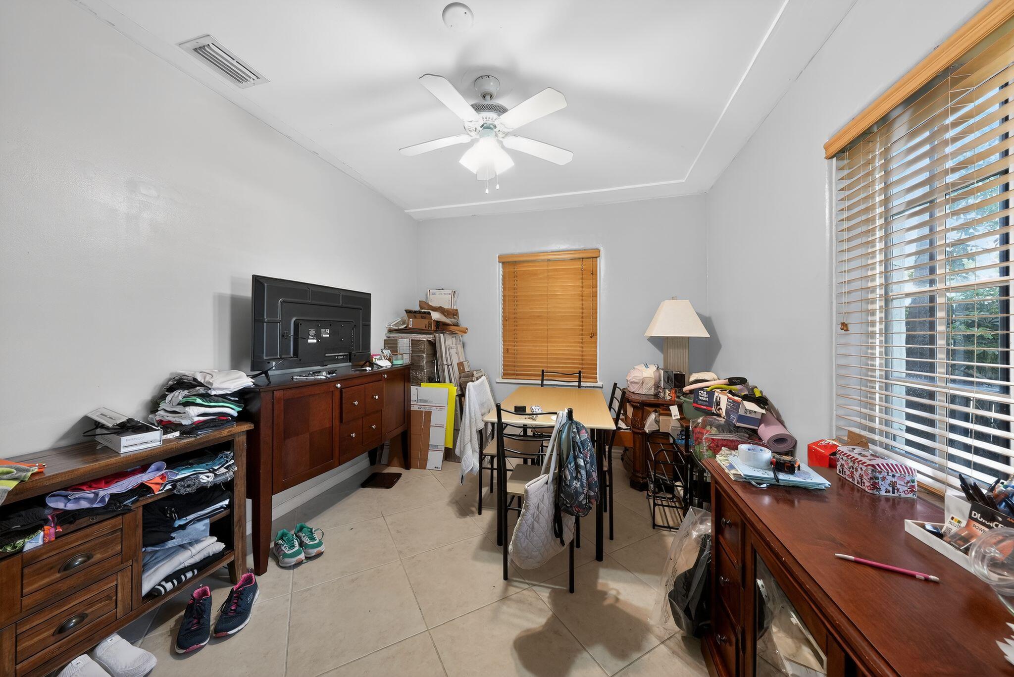 ISLE OF NORMANDY MIAMI VIEW SEC - Residential