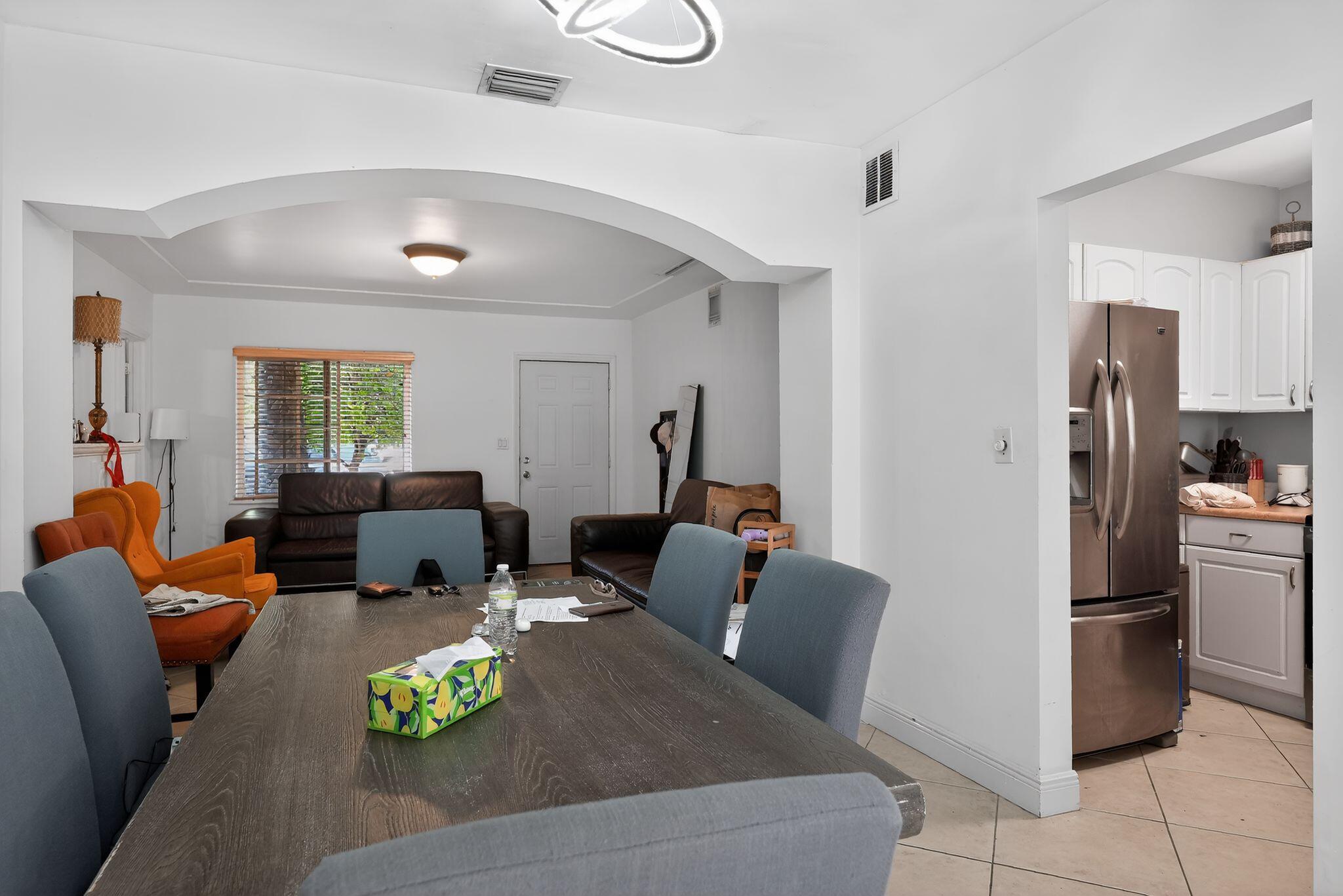 ISLE OF NORMANDY MIAMI VIEW SEC - Residential