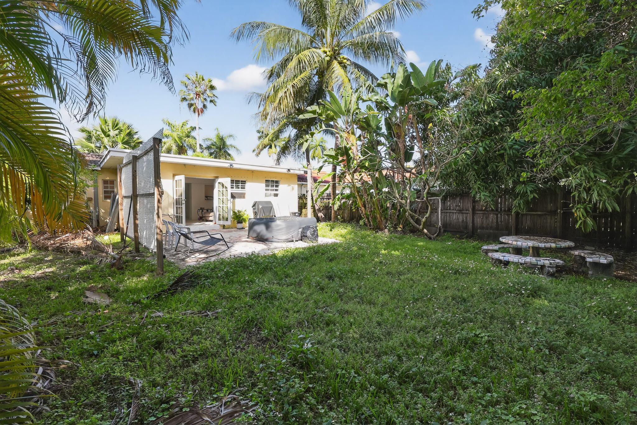 ISLE OF NORMANDY MIAMI VIEW SEC - Residential