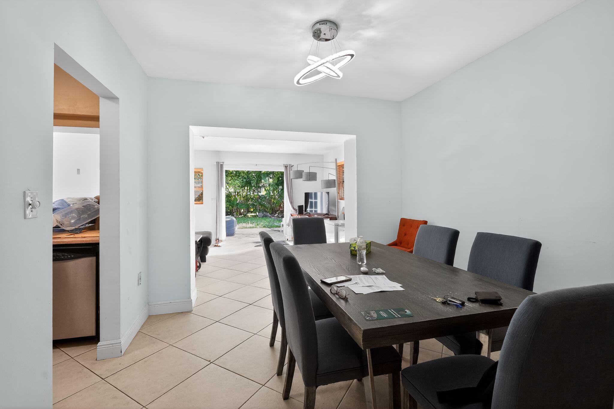 ISLE OF NORMANDY MIAMI VIEW SEC - Residential