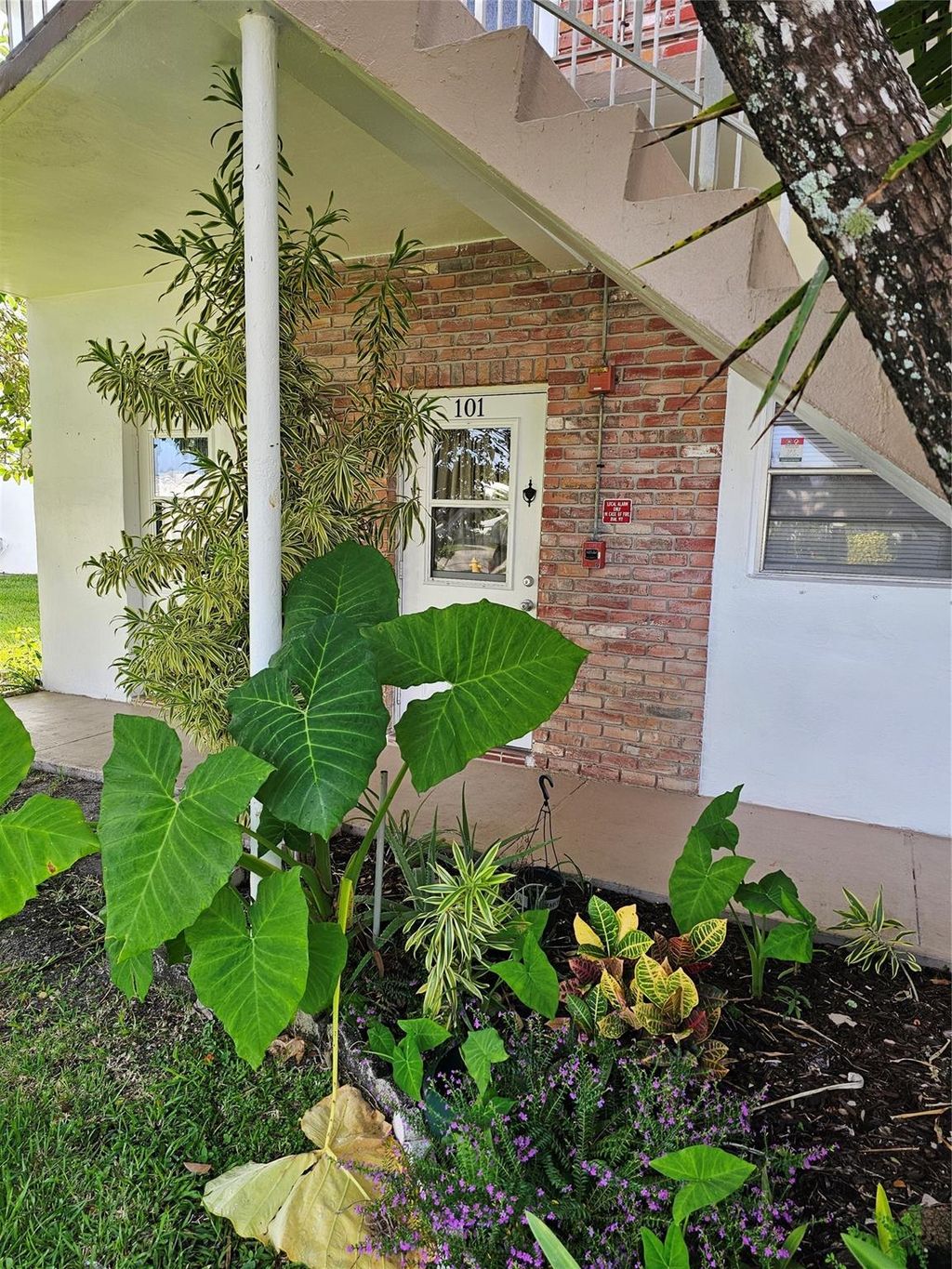Photo of 2851 E Golf Blvd #101, Pompano Beach, FL 33064 (MLS # F10532422)